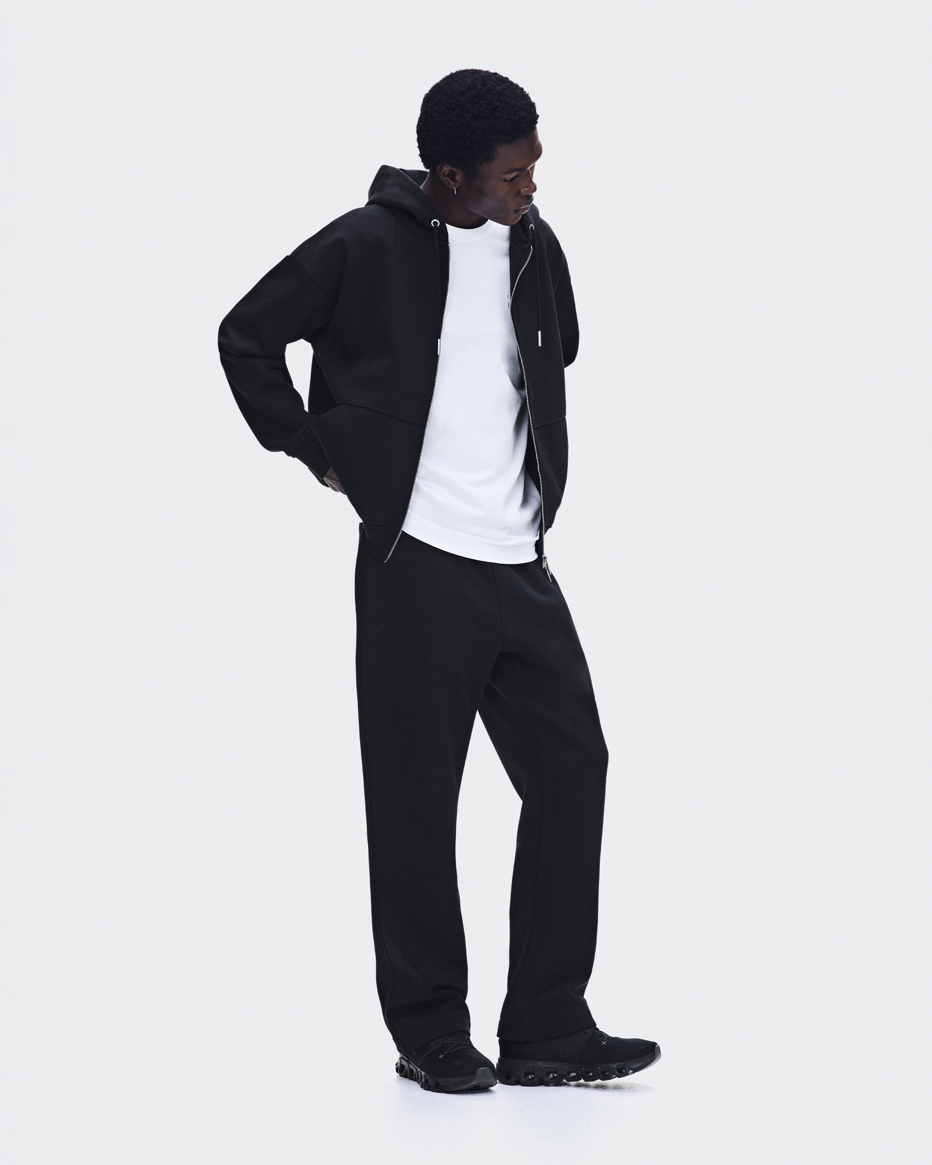 Men's Club Collective Wide Pants | Black | On United States