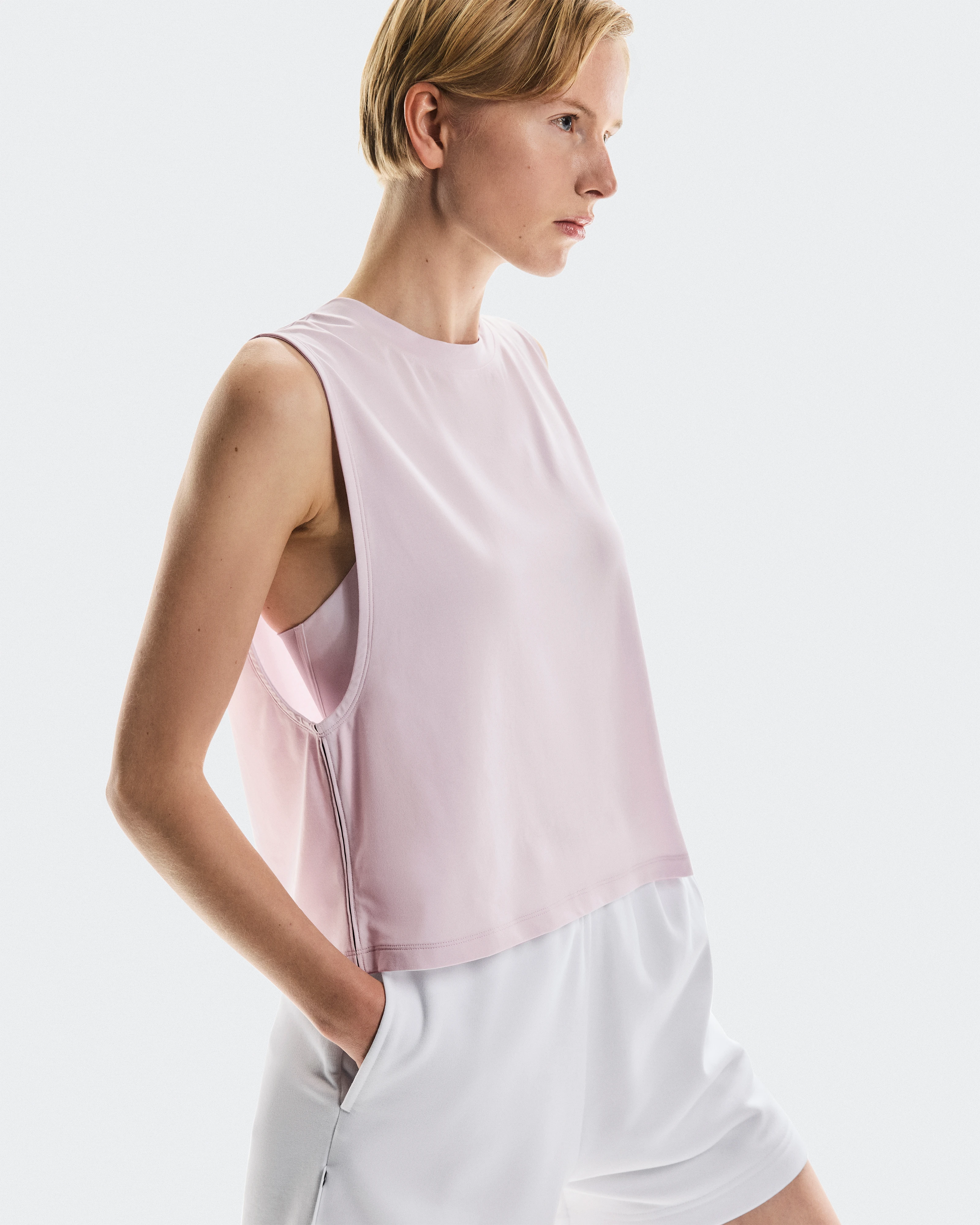 On Focus Crop Orchid Women Tops and t-shirts