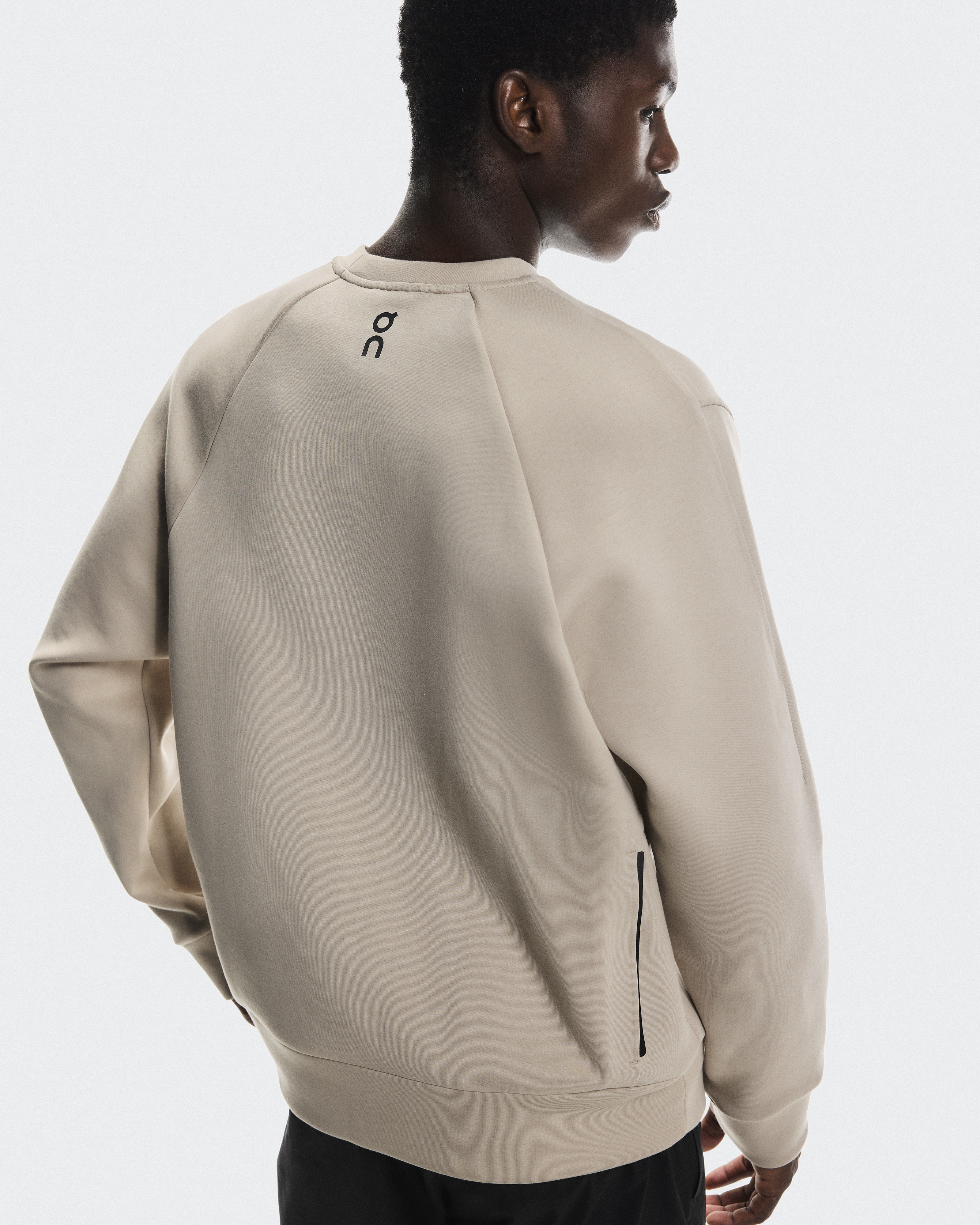 メンズウェア 8GSHOOT TECH CREW NECK メンズウェア 8GSHOOT TECH CREW NECK MEN | 8G SHOOT WEBSTORE