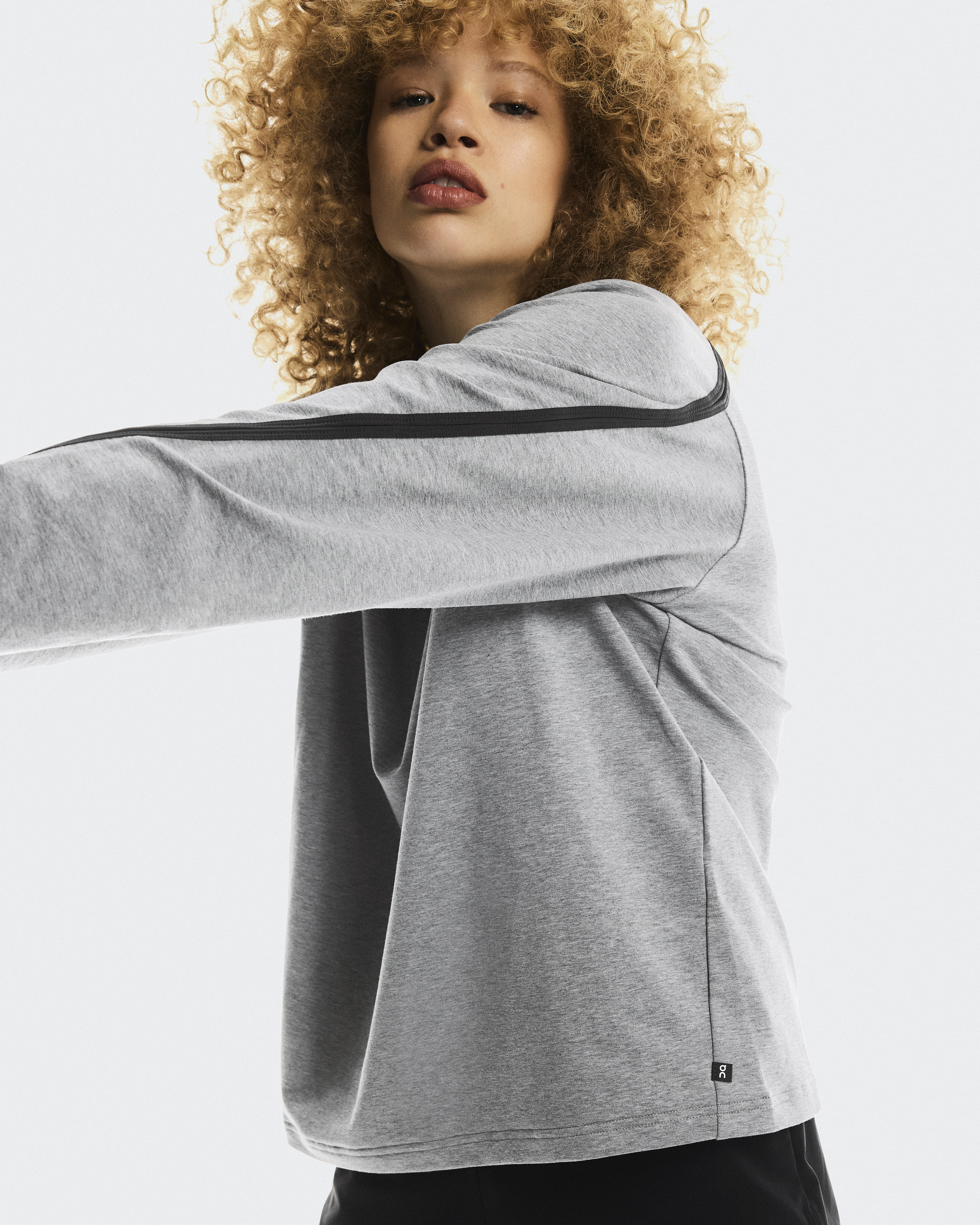 ★日曜限定値下★VAULTROOM ICON CREWNECK / GREY M VAULTROOM LOGO CREWNECK / GREY Mサイズ