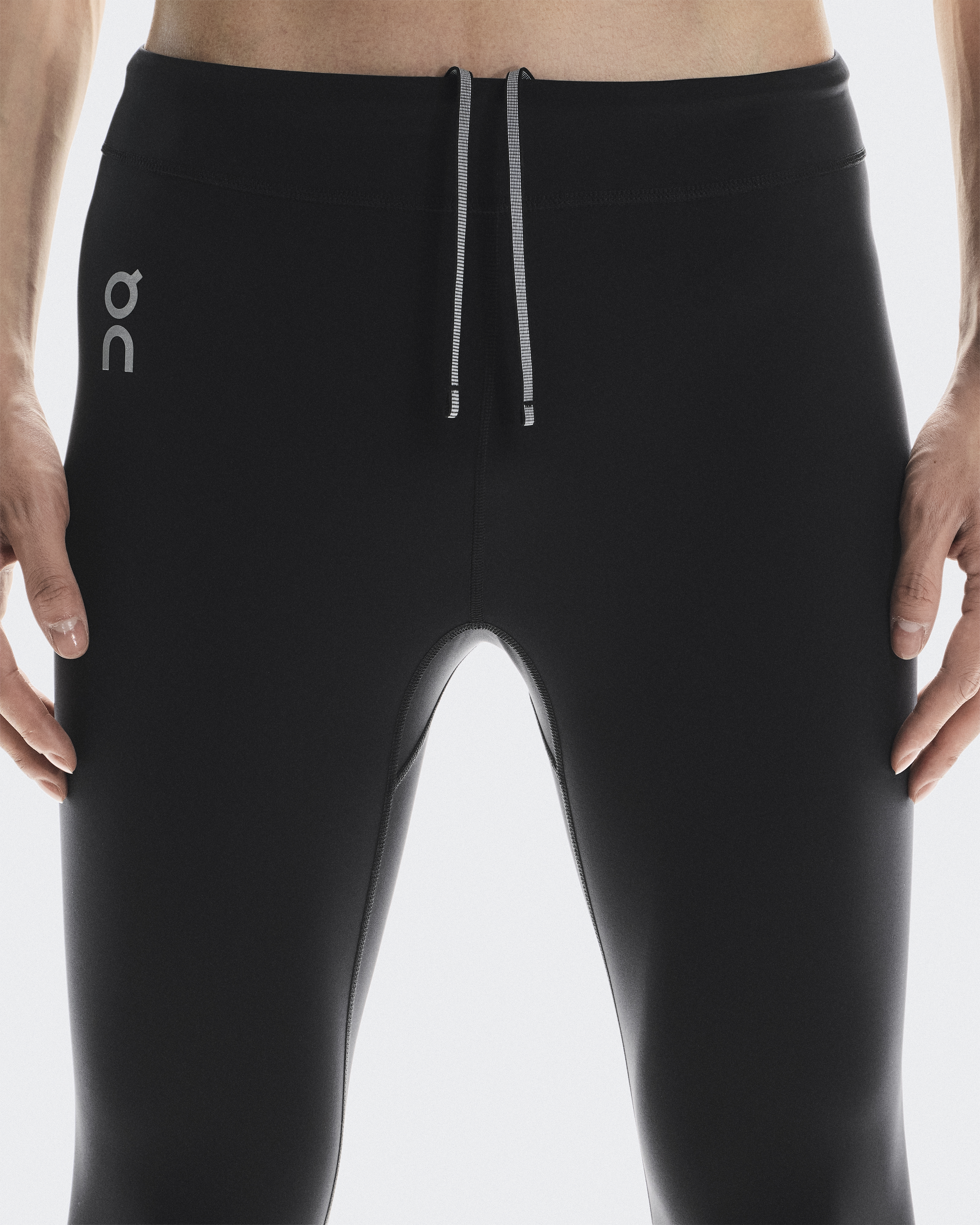 on core tights メンズXS Men's Core Tights | Black | On Hungary