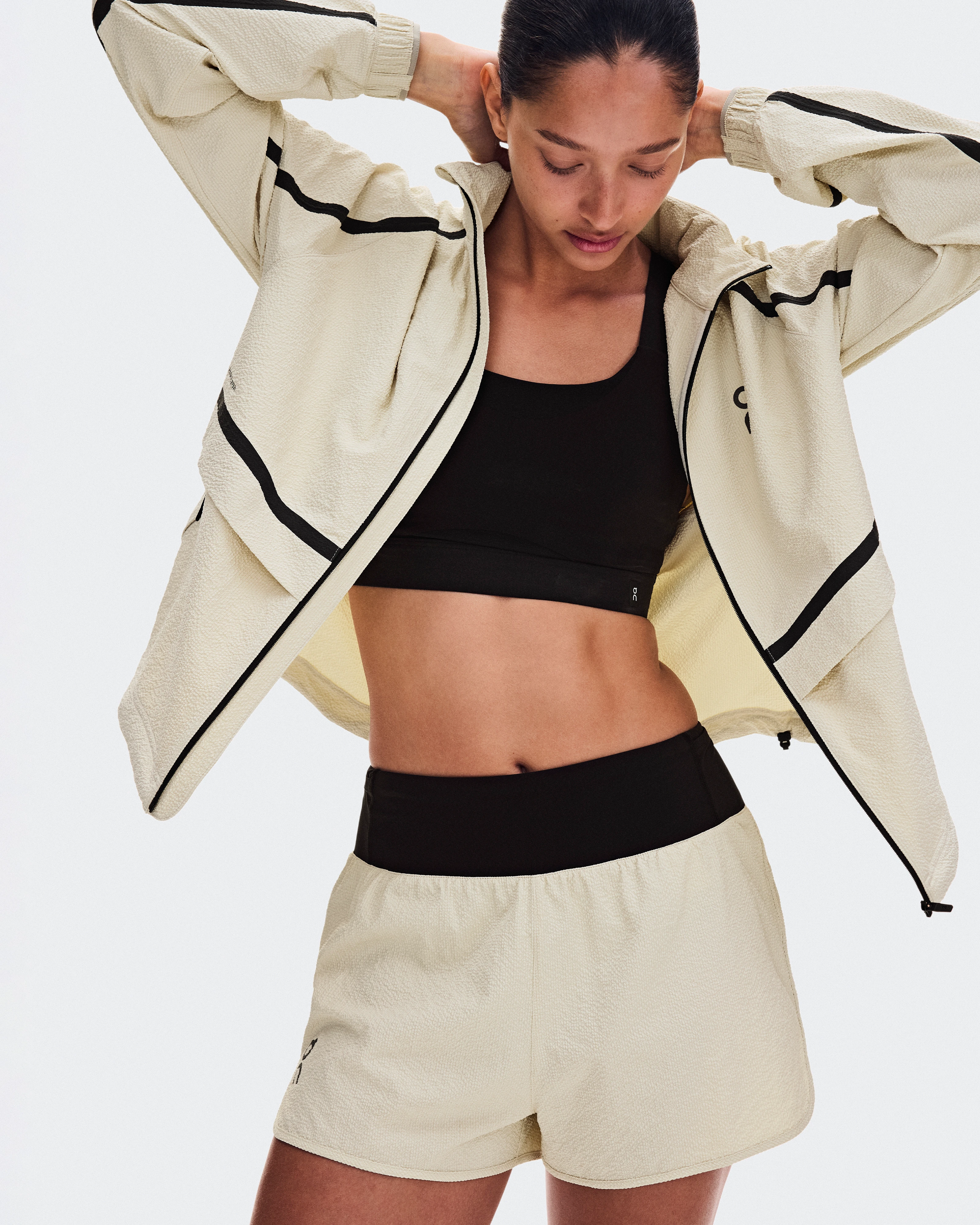 On Performance Volt Shorts Hare Women Shorts