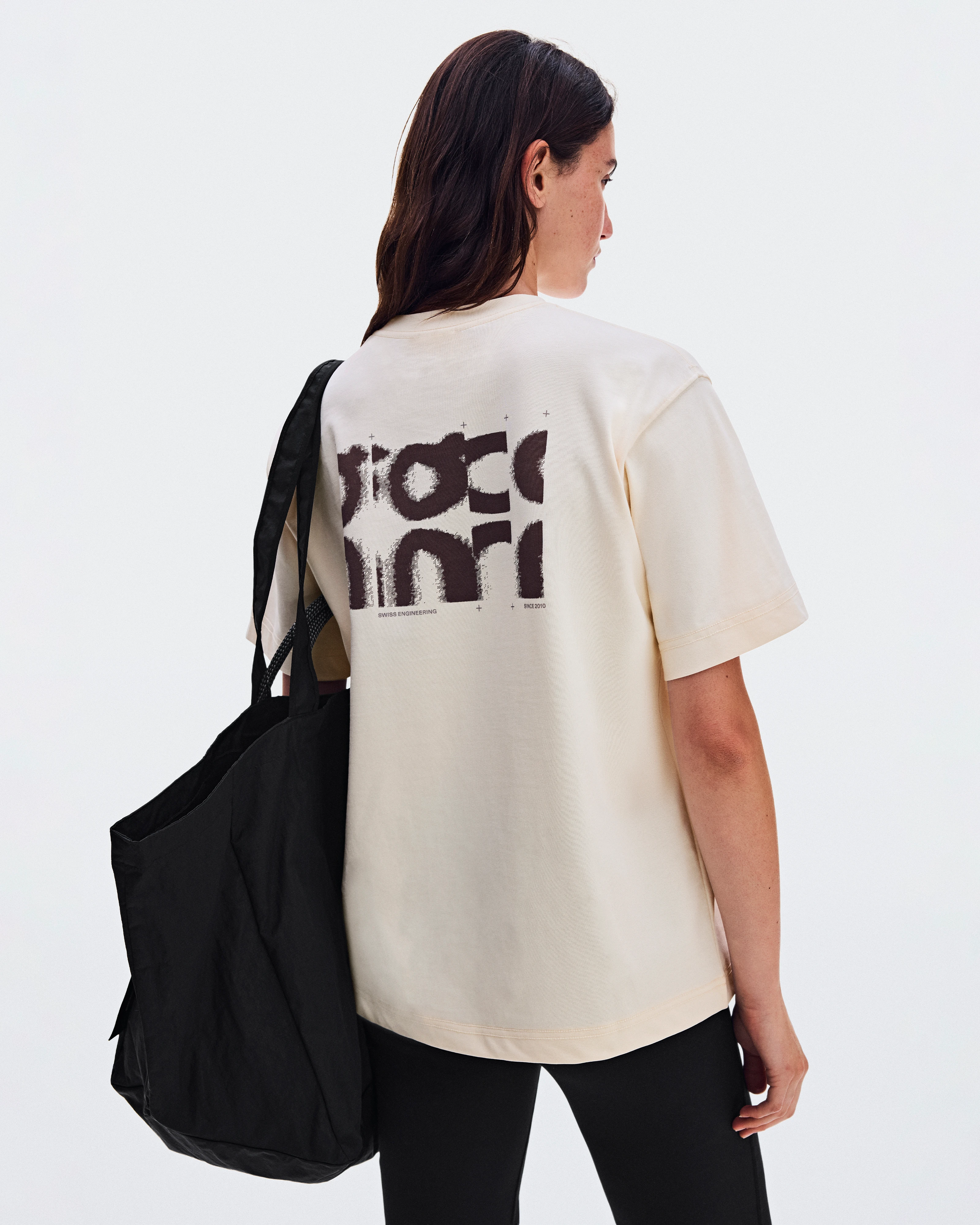 On Club Collective-T Pixel Chantilly Women – Elevated everyday wear Tops and t-shirts
