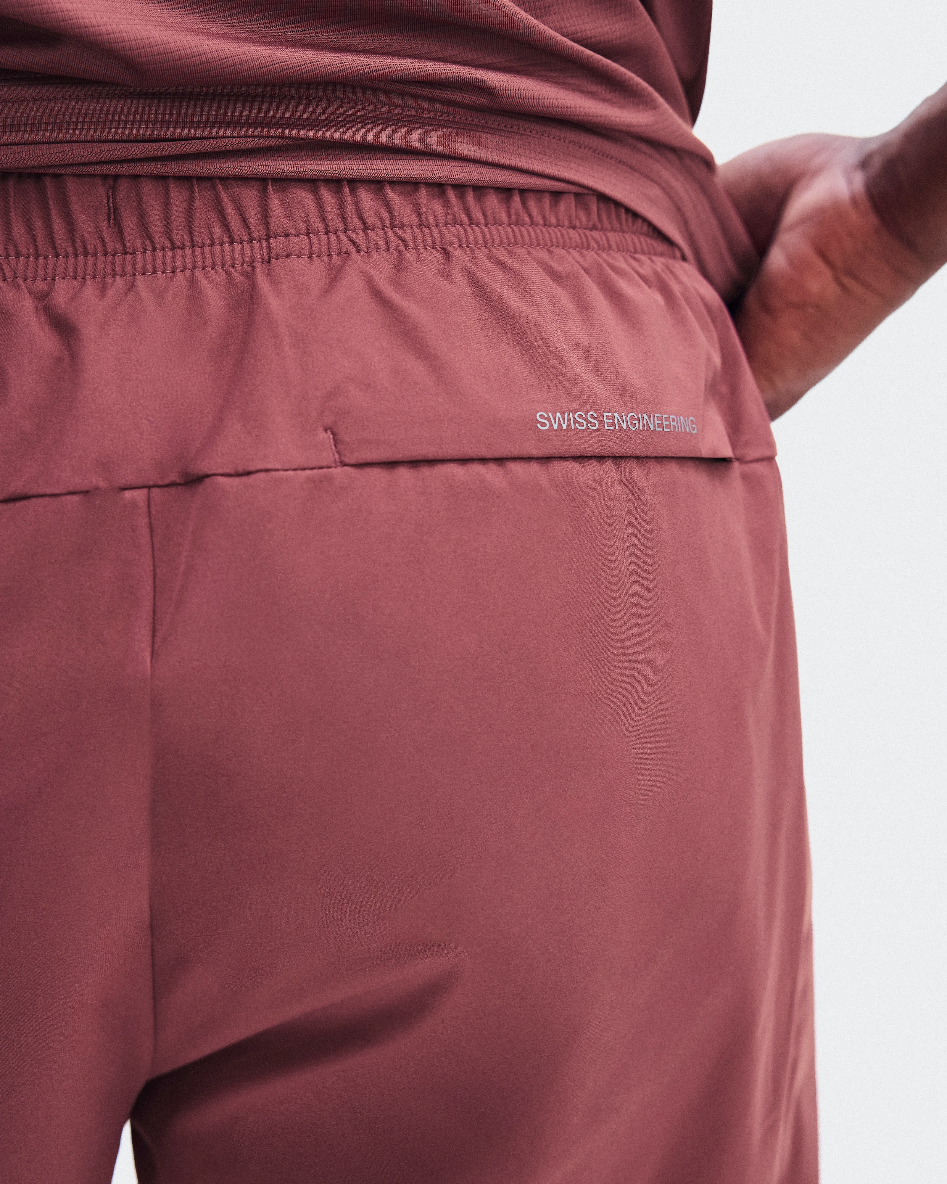 On 5" Core Shorts Barberry Men Shorts