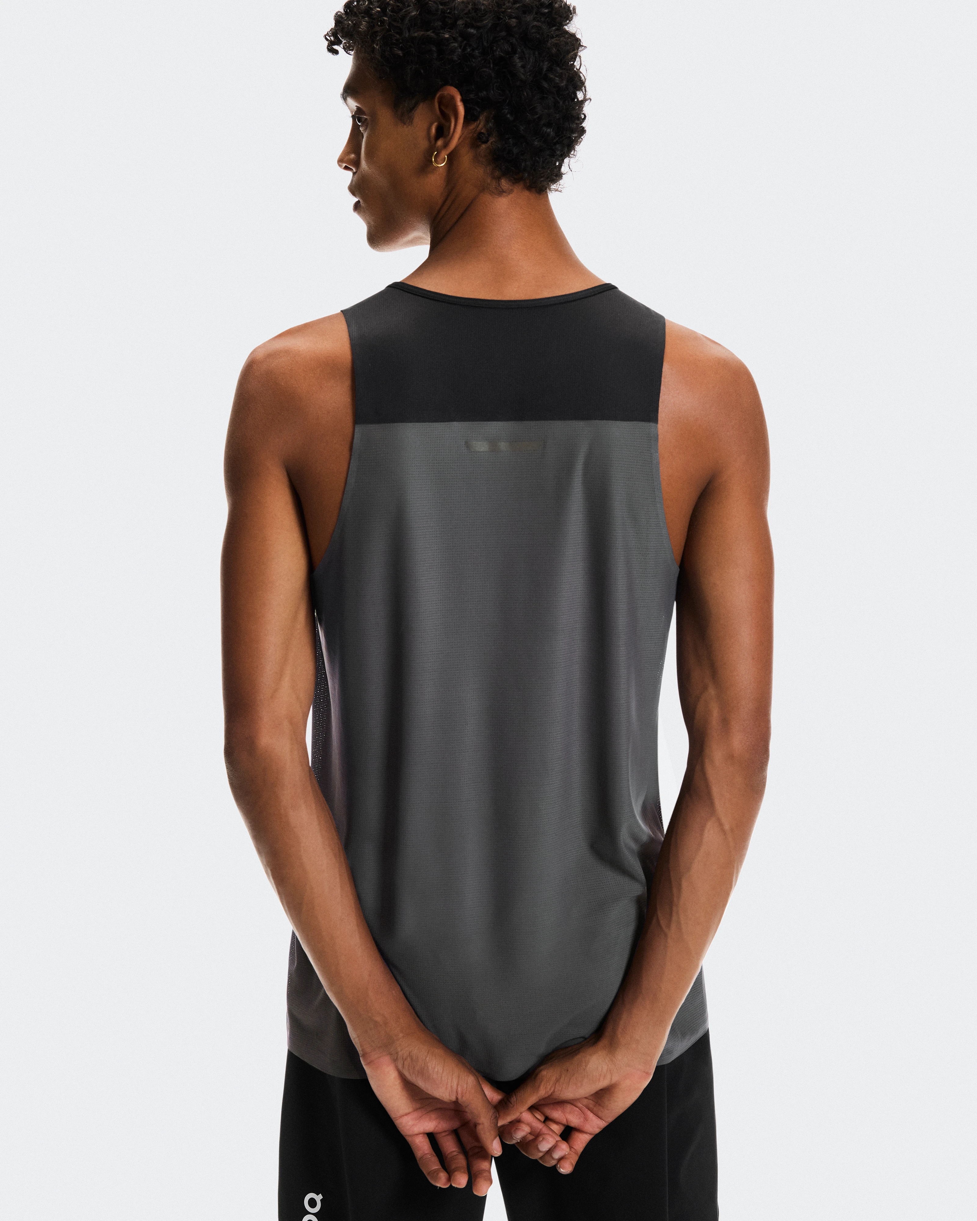On Performance Tank Black & Eclipse Homme Hauts et t-shirts
