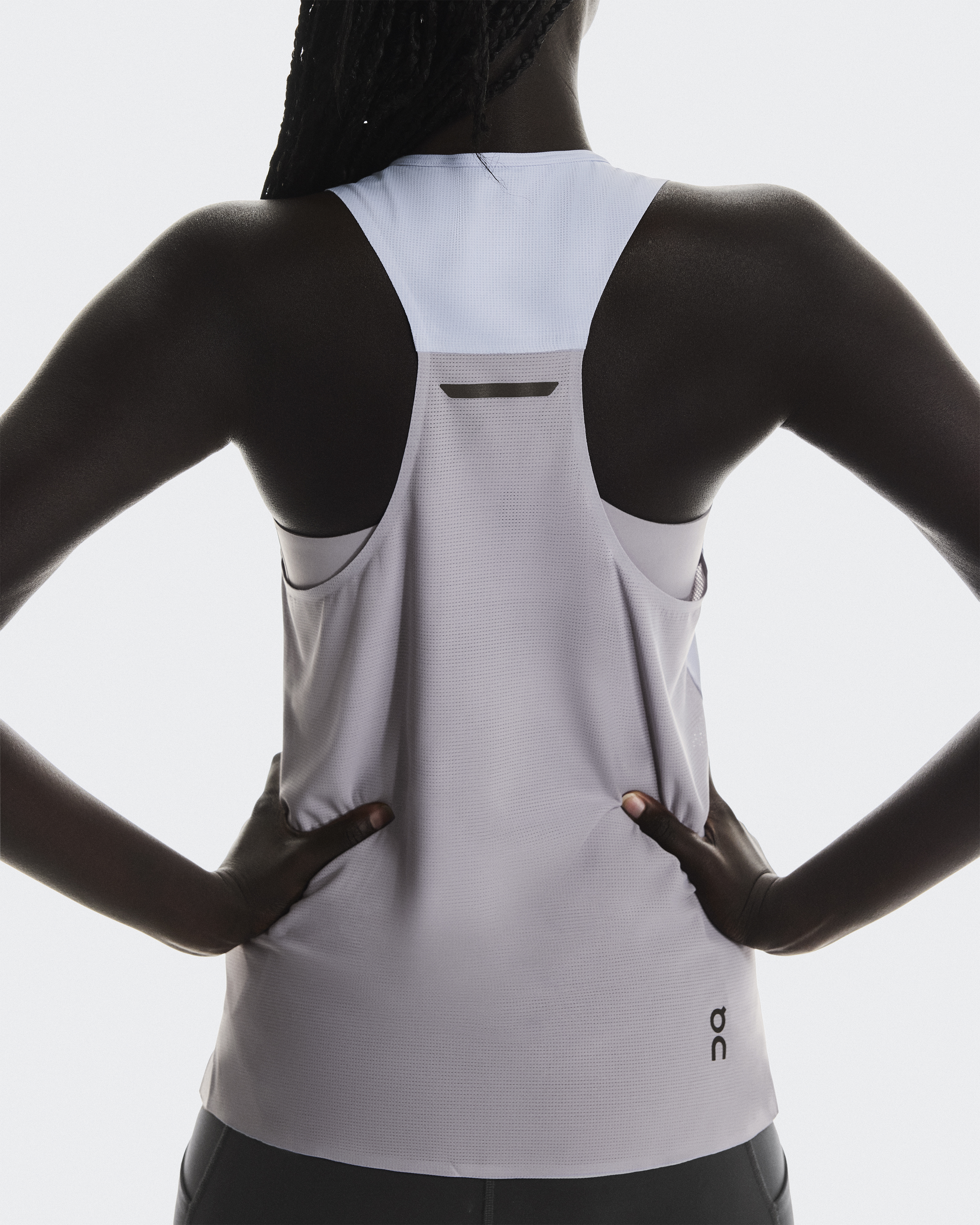 On Performance Tank Sサイズ　WHITE SILVER Women's Performance Tank | Grey & White | On United States