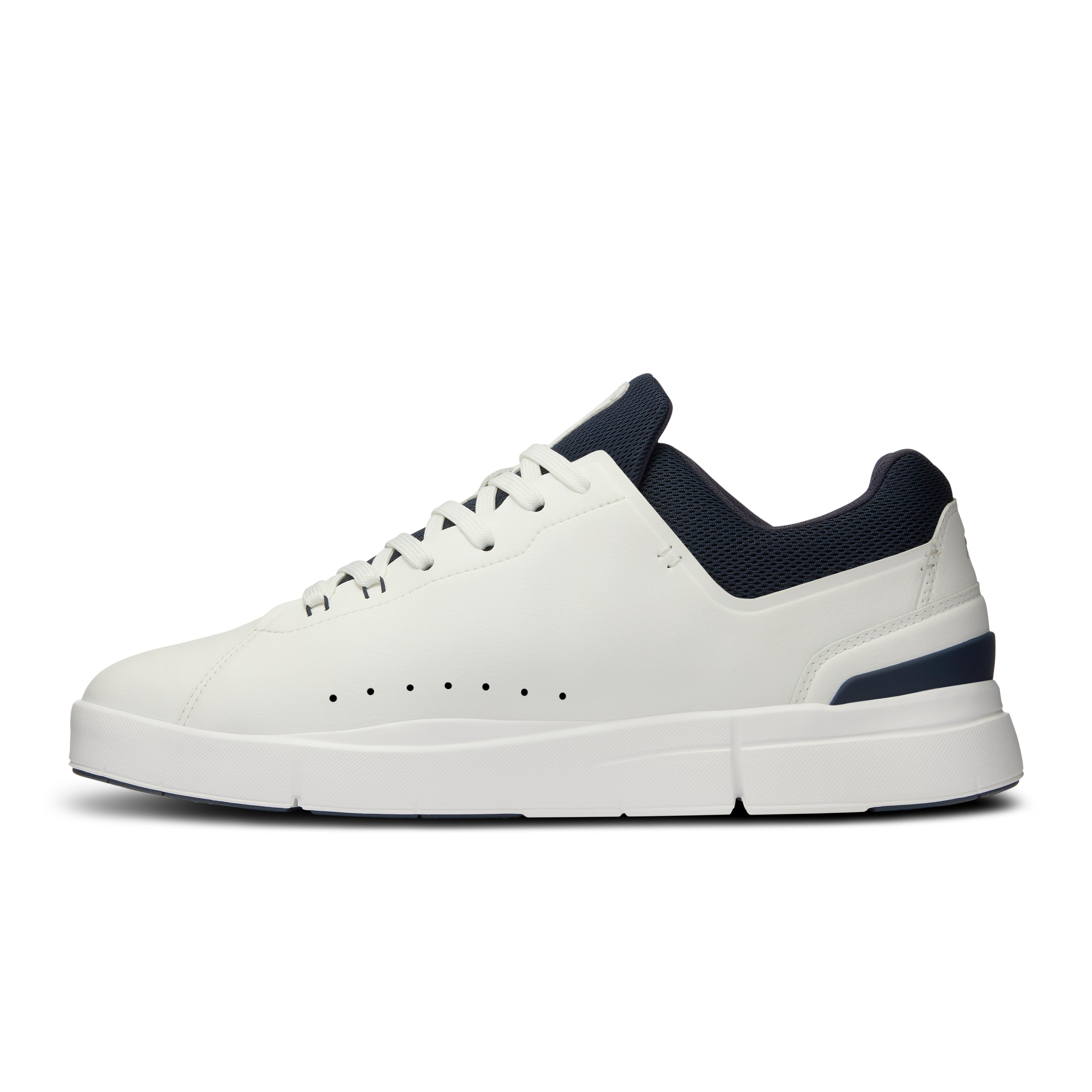 On THE ROGER Advantage White & Midnight Homme Active Life Chaussures