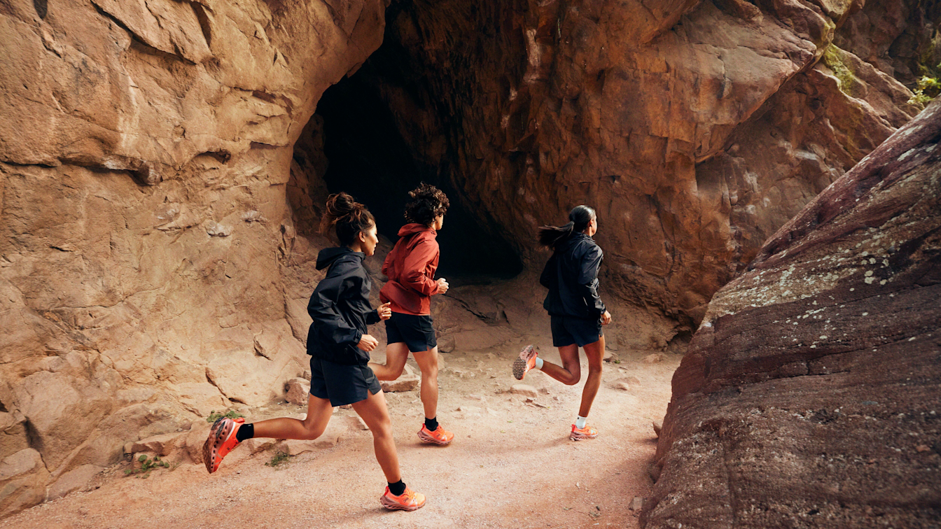 Ruuning Trail Trail Running Gear: Follow Your Own Path | On United States