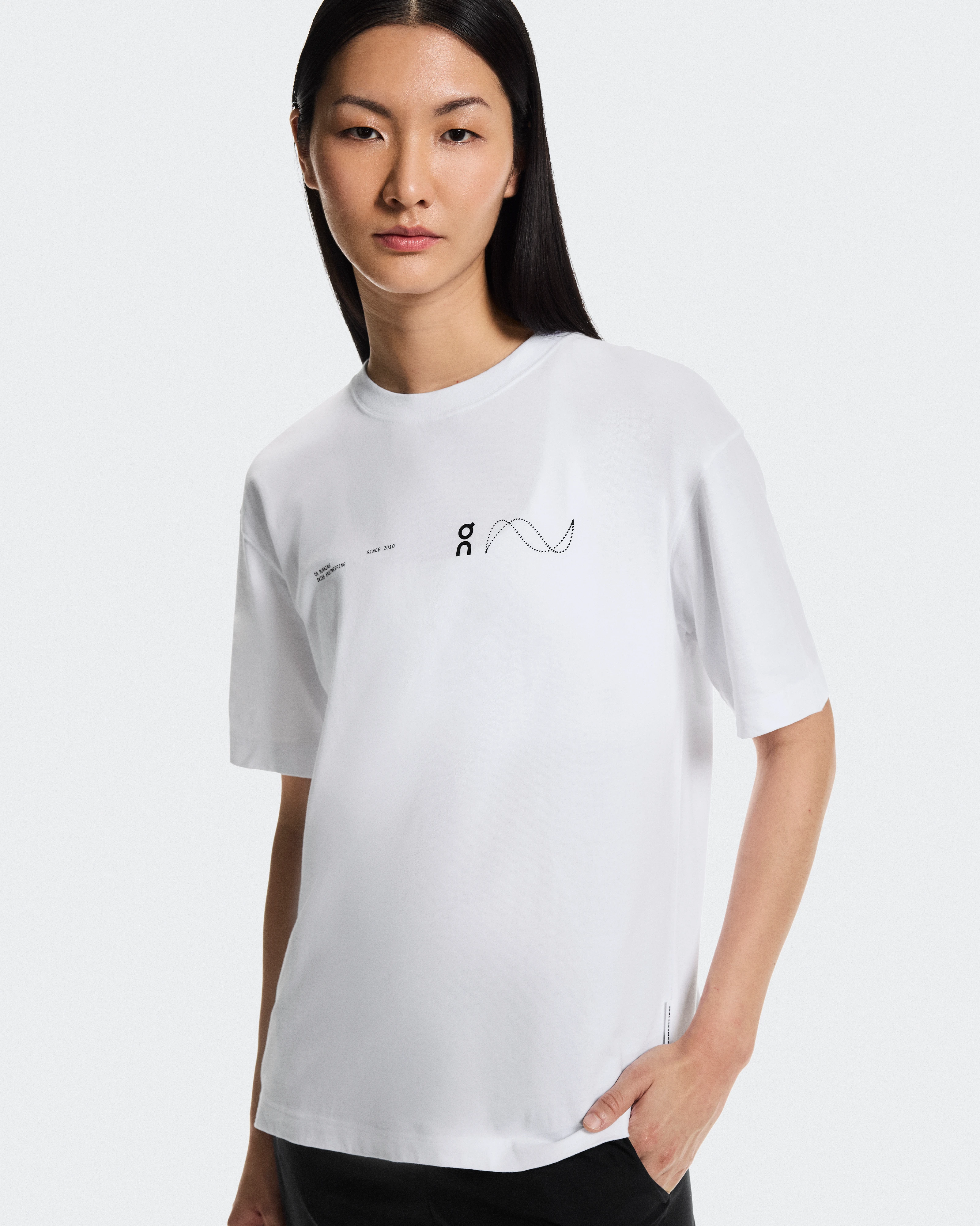 On Club-T Avant White Women Tops and t-shirts