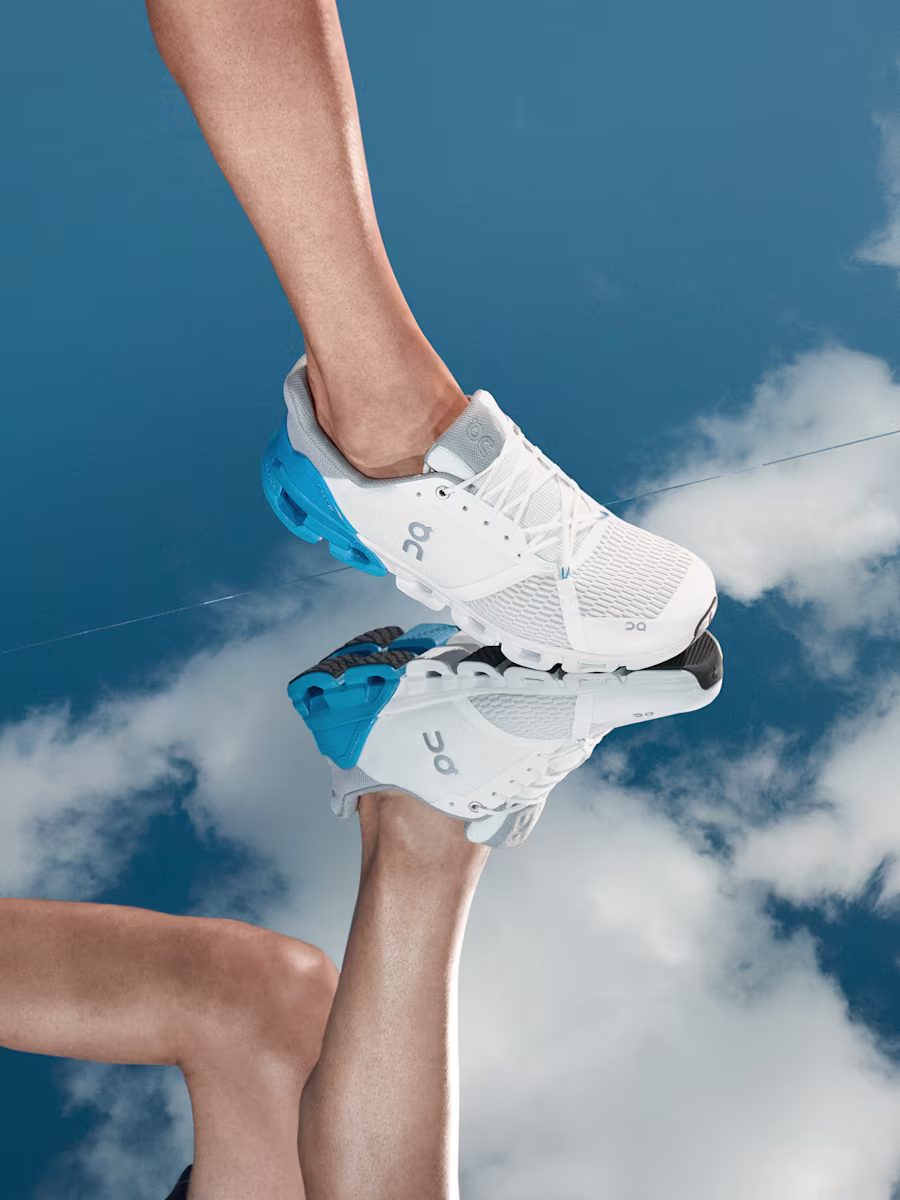 Công nghệ CloudTec® độc bản tạo nên cảm giác "chạy trên mây" đặc trưng của On Running 4
