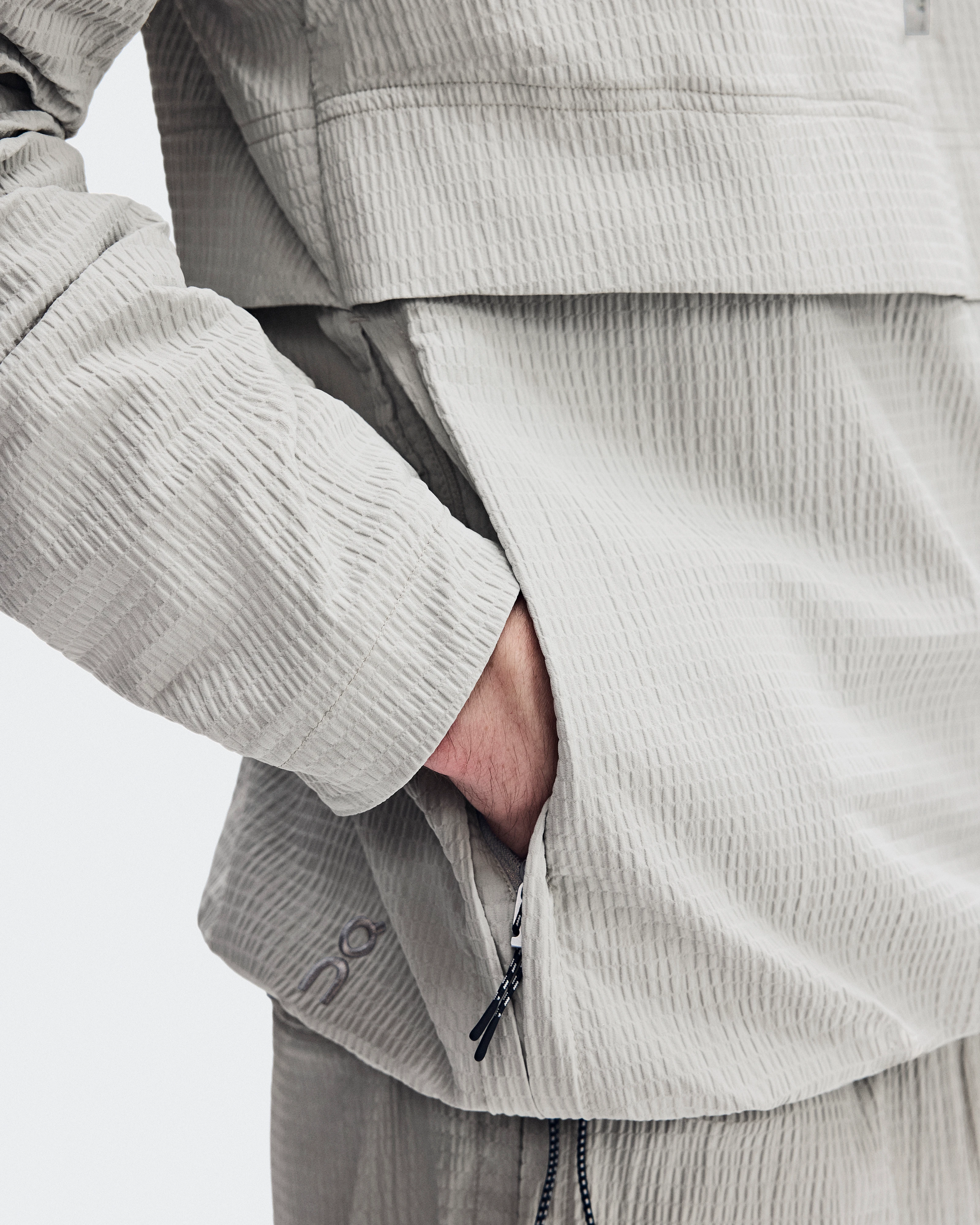 On Courtside 1/2 Zip Eaze Brume Men Hoodies and sweatshirts