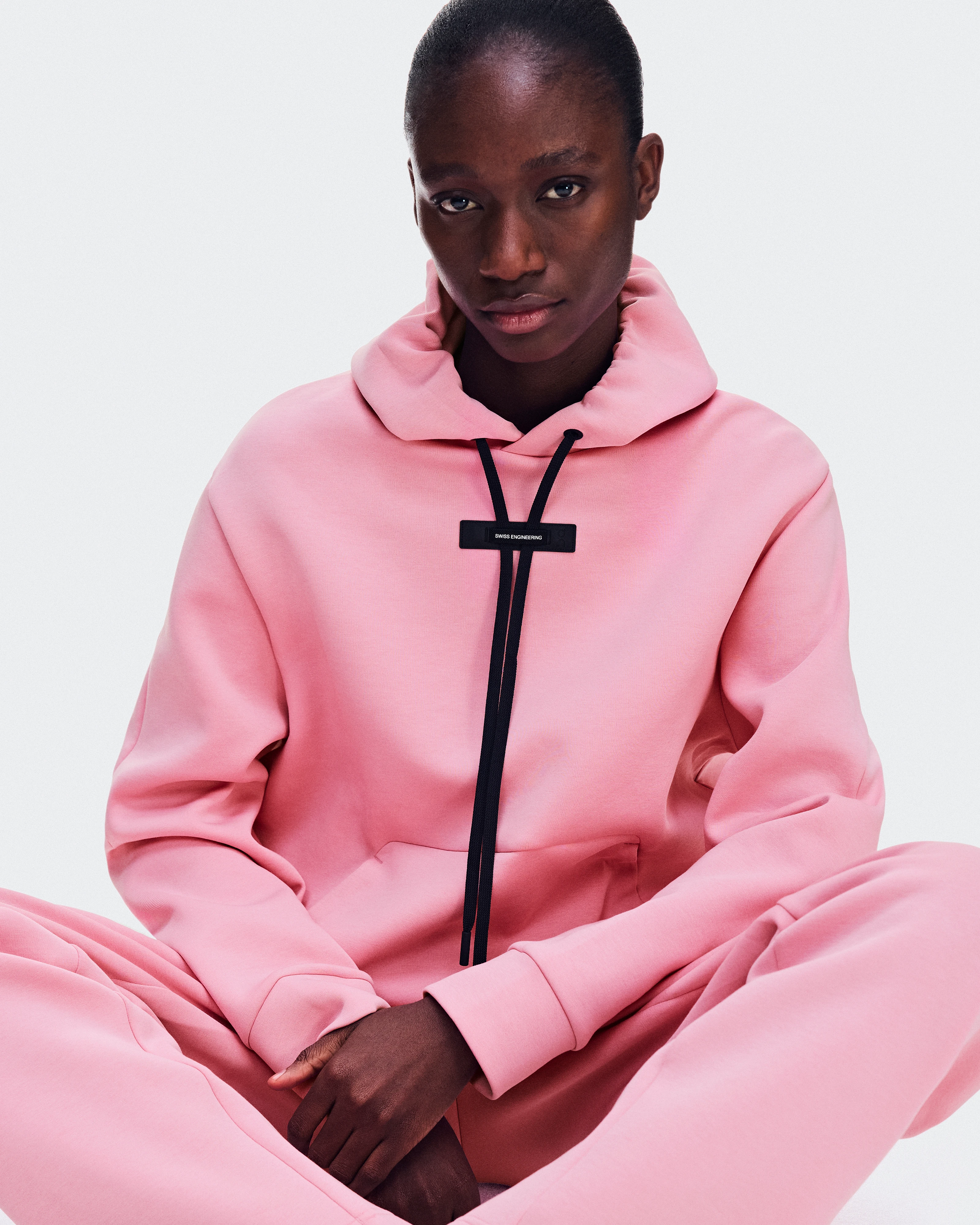 On Focus Tech Hoodie Magnolia Women Hoodies and sweatshirts