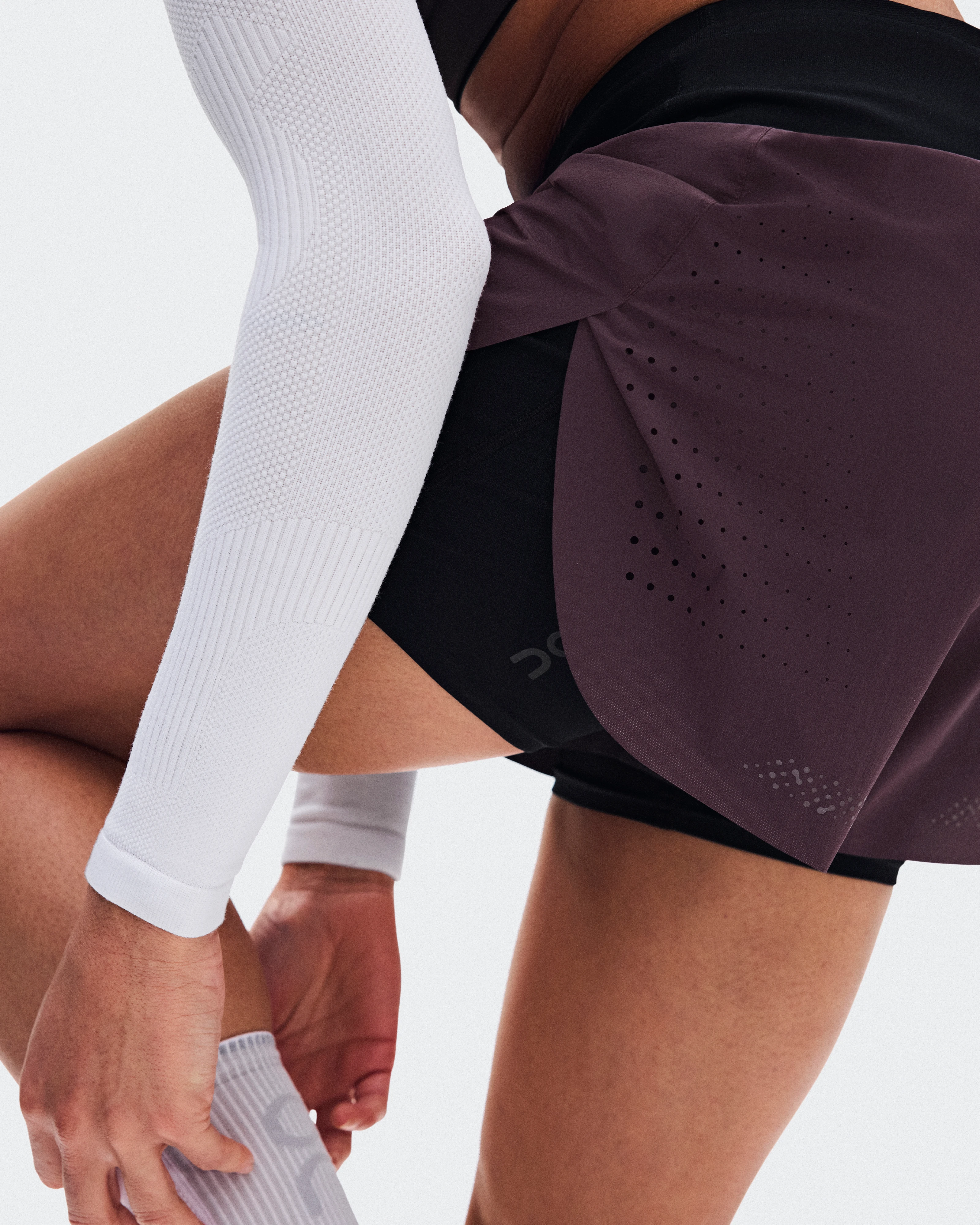 On Zero 2-in-1 Shorts Urchin & Black Women Shorts