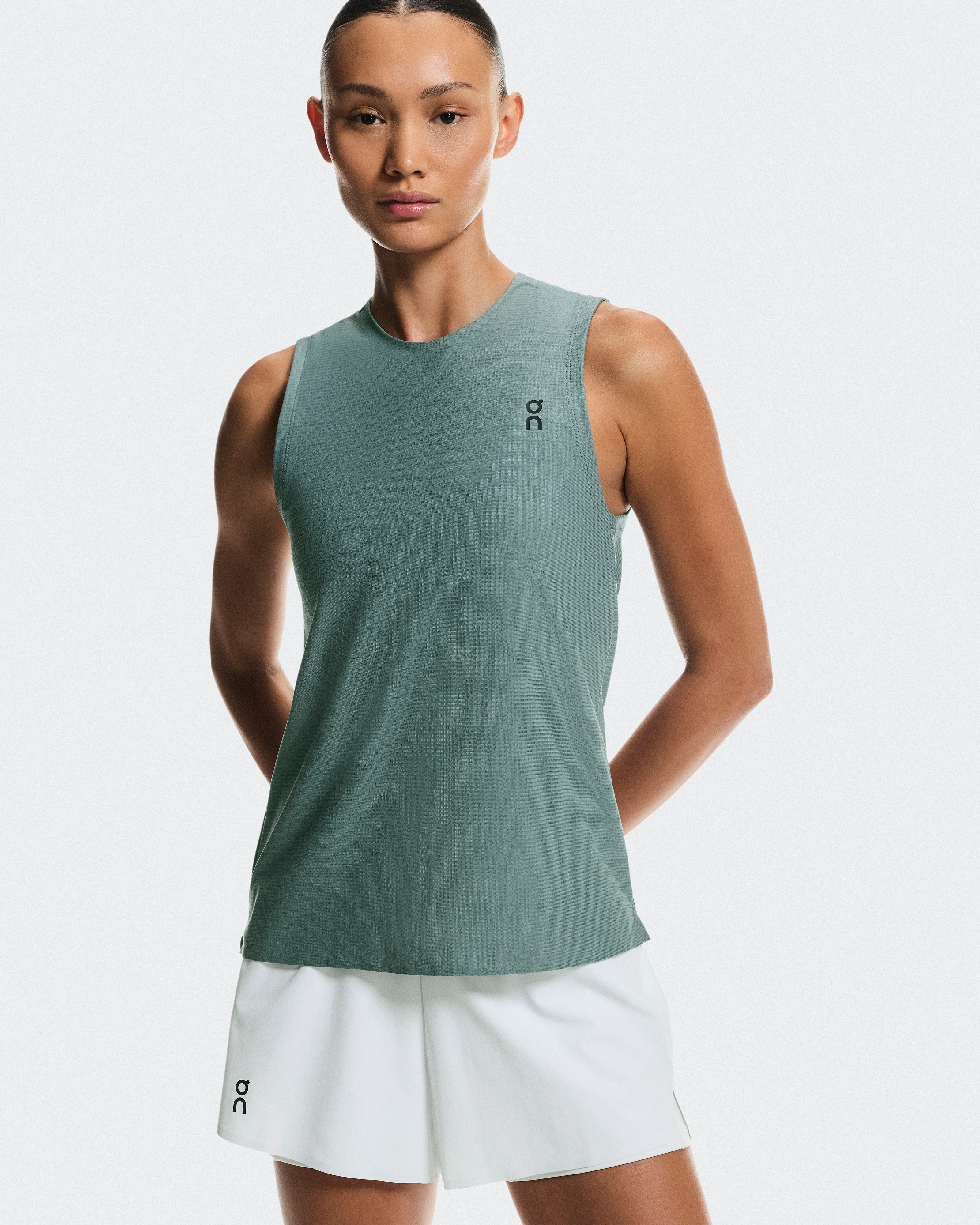 On Court Tank Tide Women Tops and t-shirts