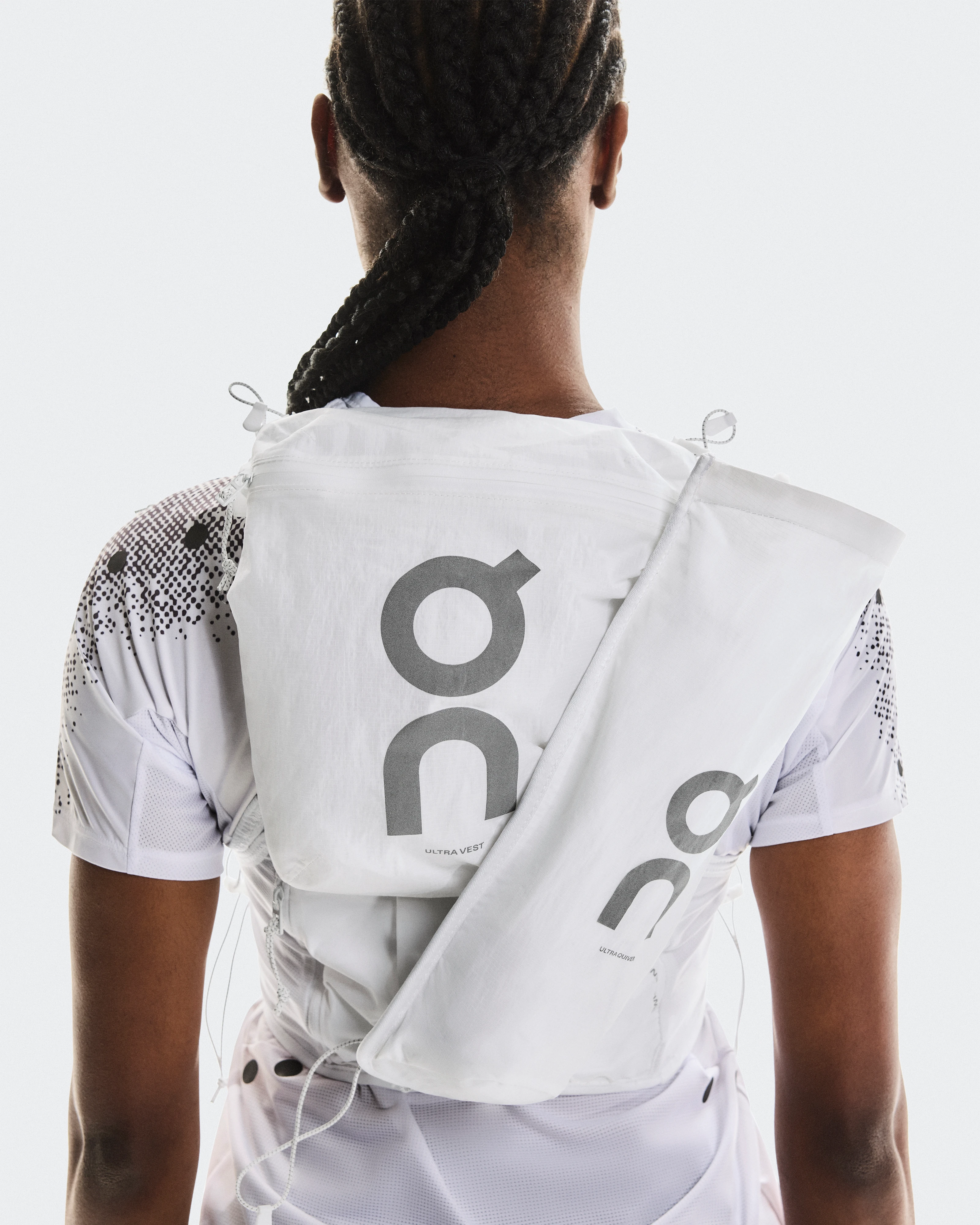 On Ultra Quiver White Unisex Bags