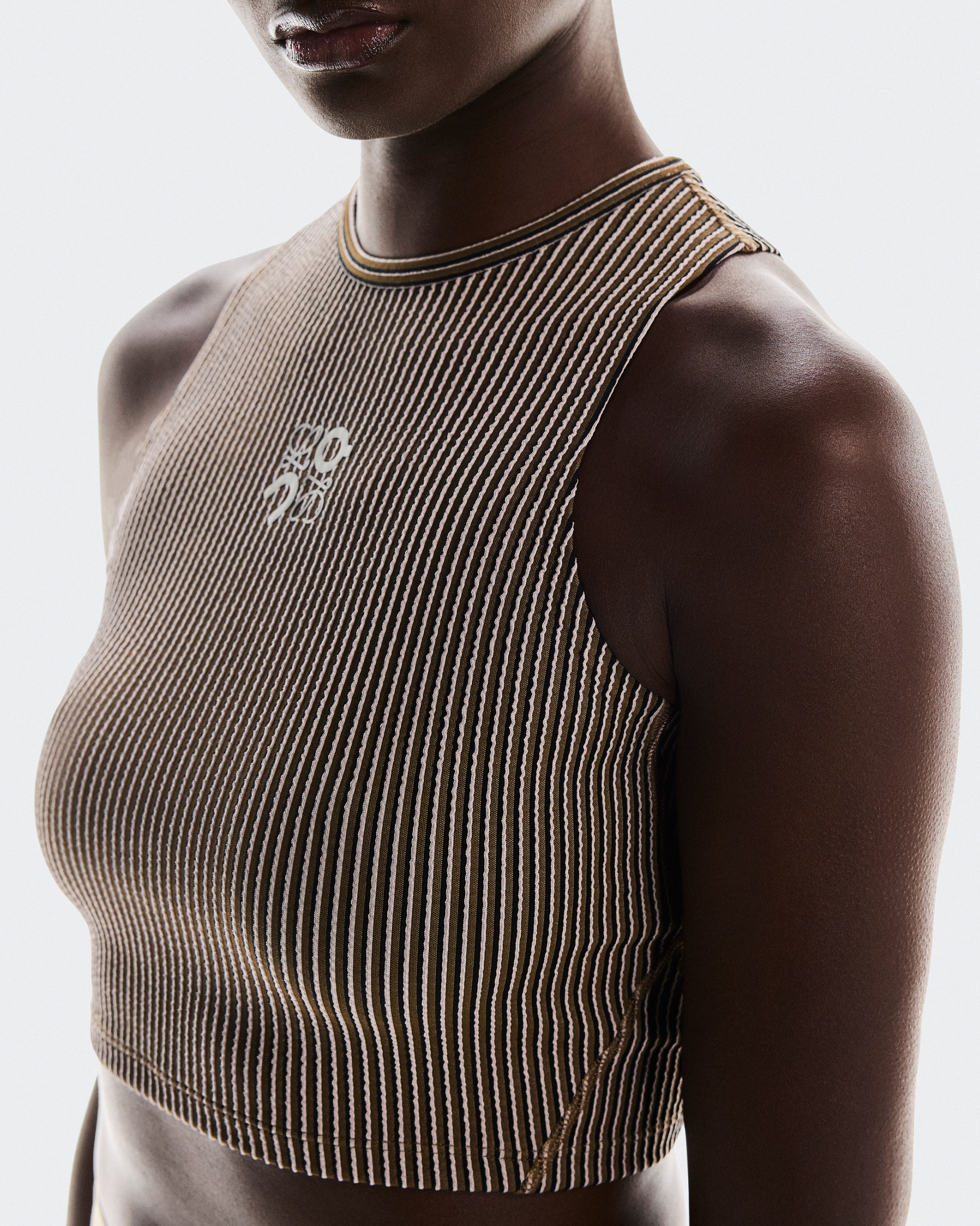 タンクトップ ロエベ | ウィメンズ デイリートップス | On 日本