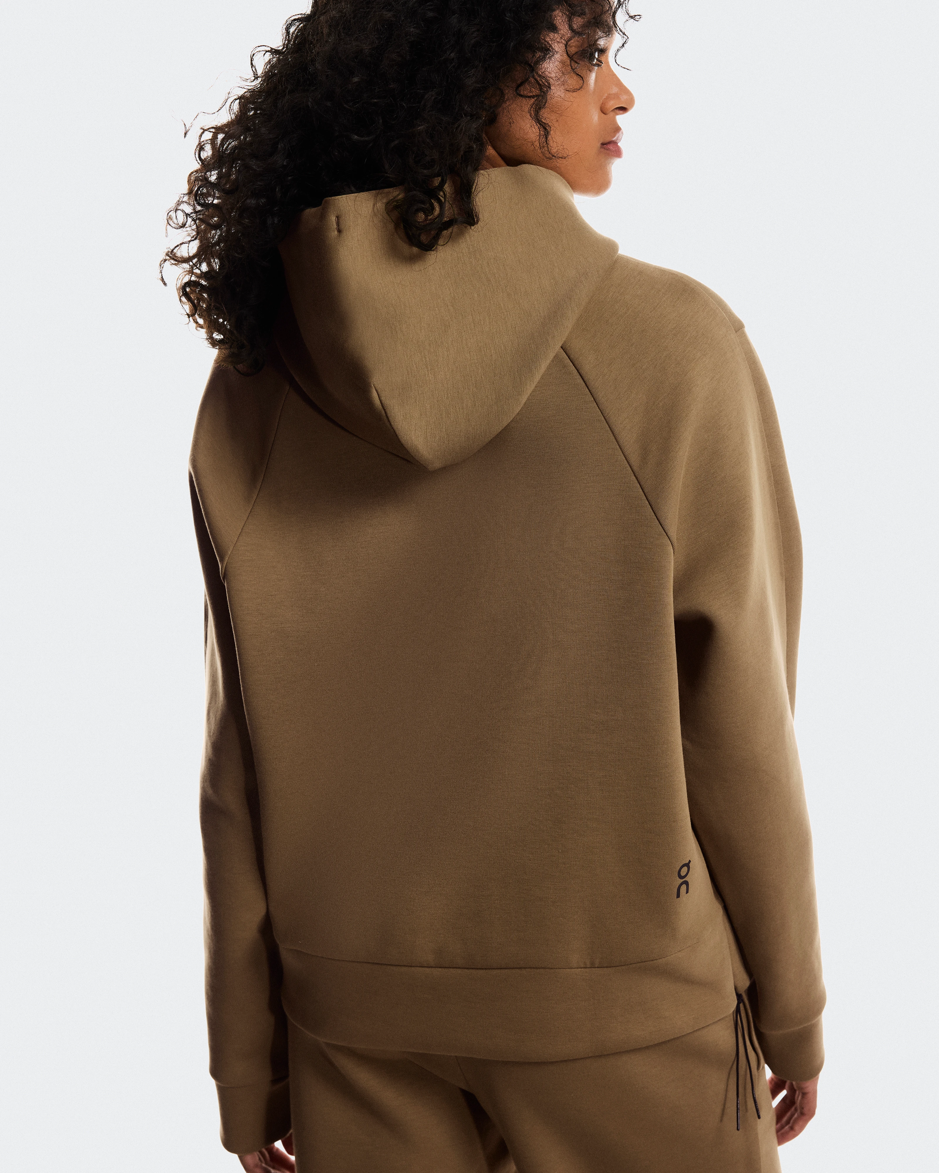 On Focus Tech Hoodie Nutmeg Women Hoodies and sweatshirts