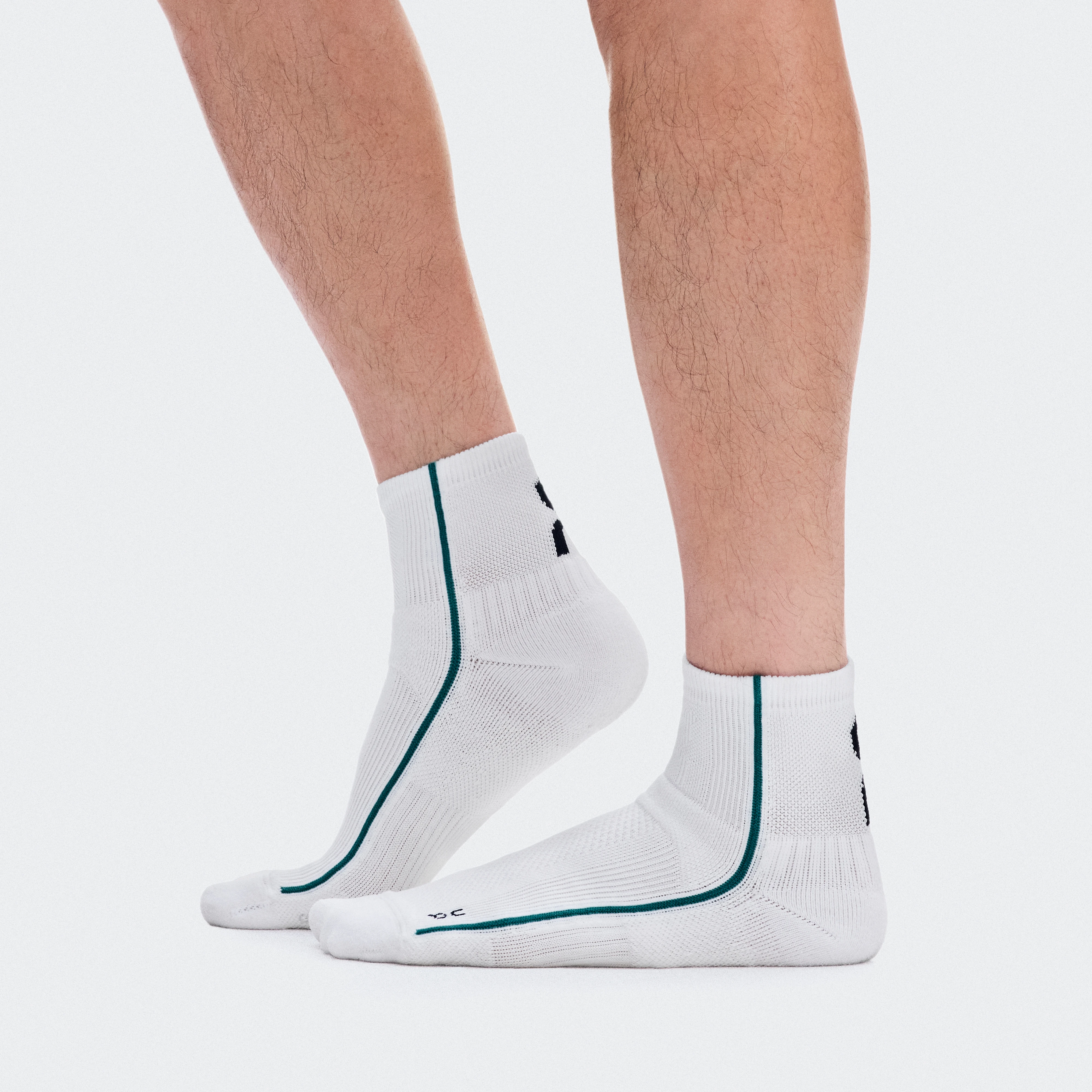 On Court Sock Mid White & Neem Unisex – Performance tennis, cushioned, breathable Socks