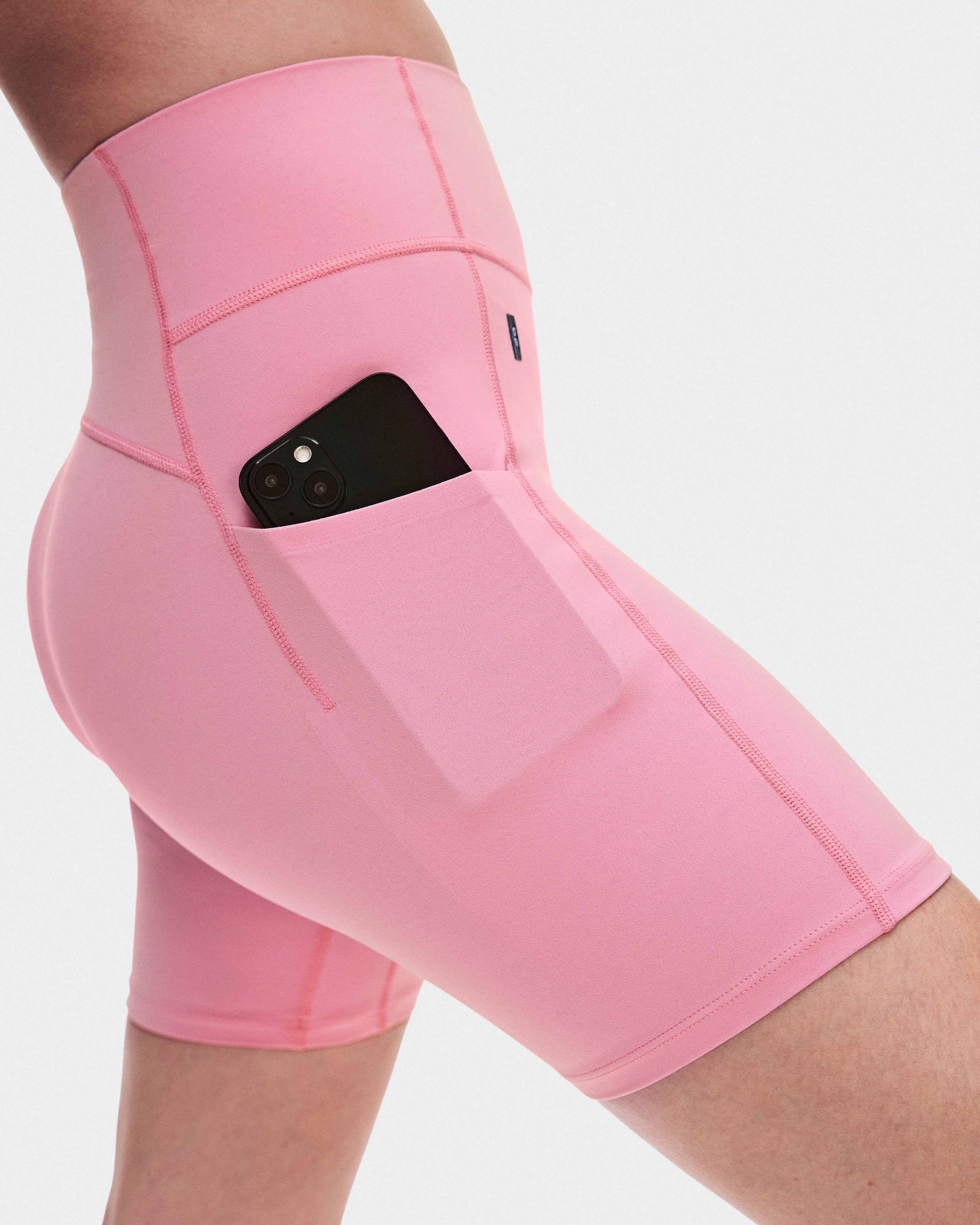 On Studio Leggings Short 6" Magnolia Women Tights