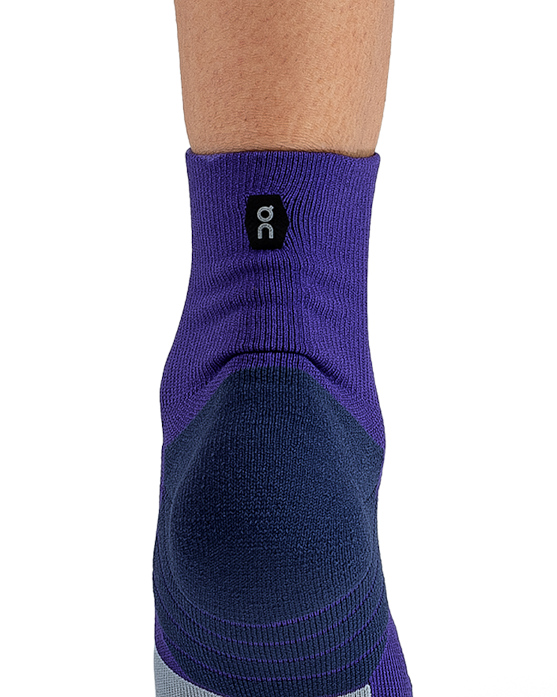 Women's Performance Mid Sock | Black | On United States