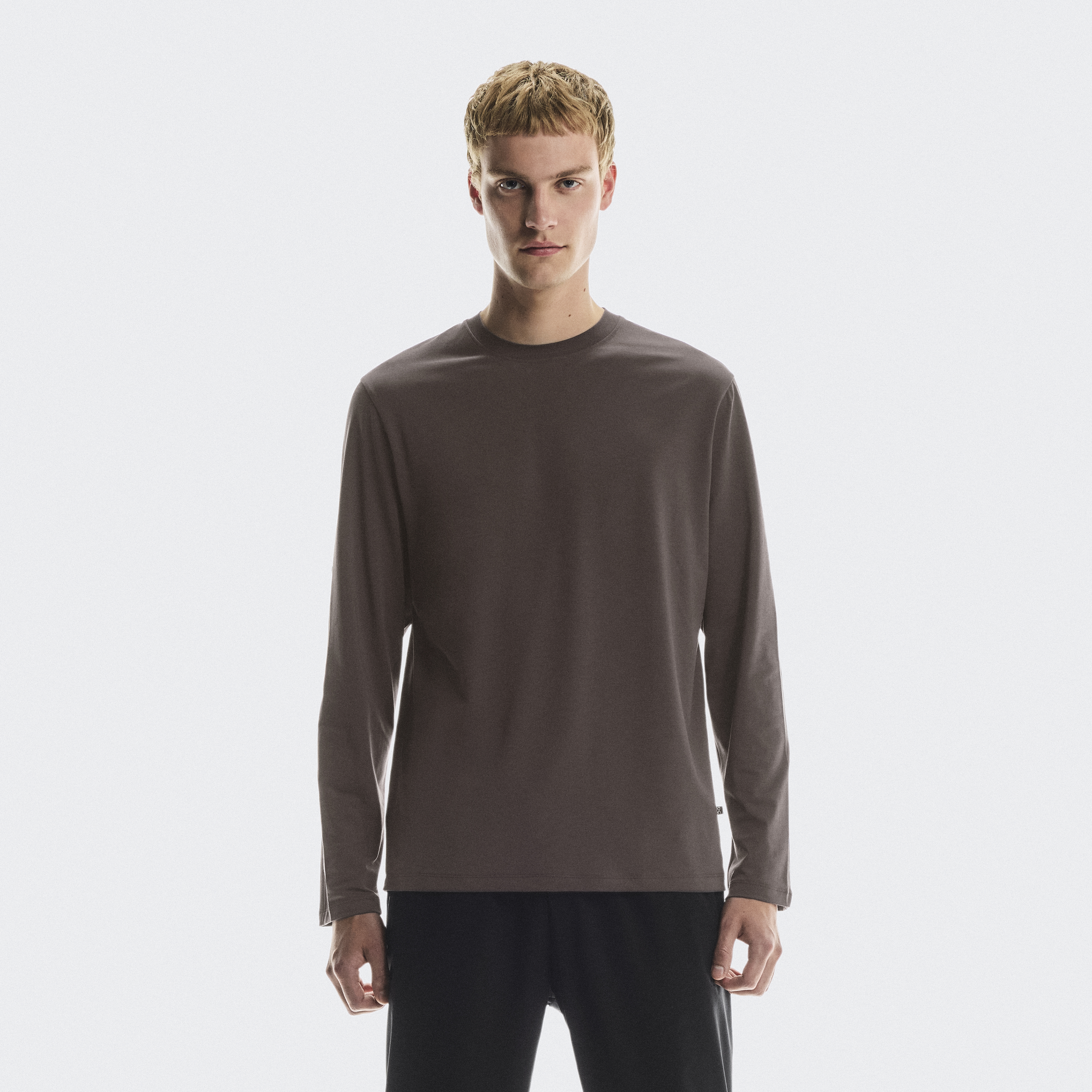 Men's Court Long-T | On United States