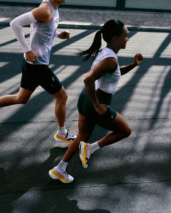 On（オン） Run On Clouds　軽量ランニング　タンクトップ On（オン） Run On Clouds 軽量ランニング タンクトップ On