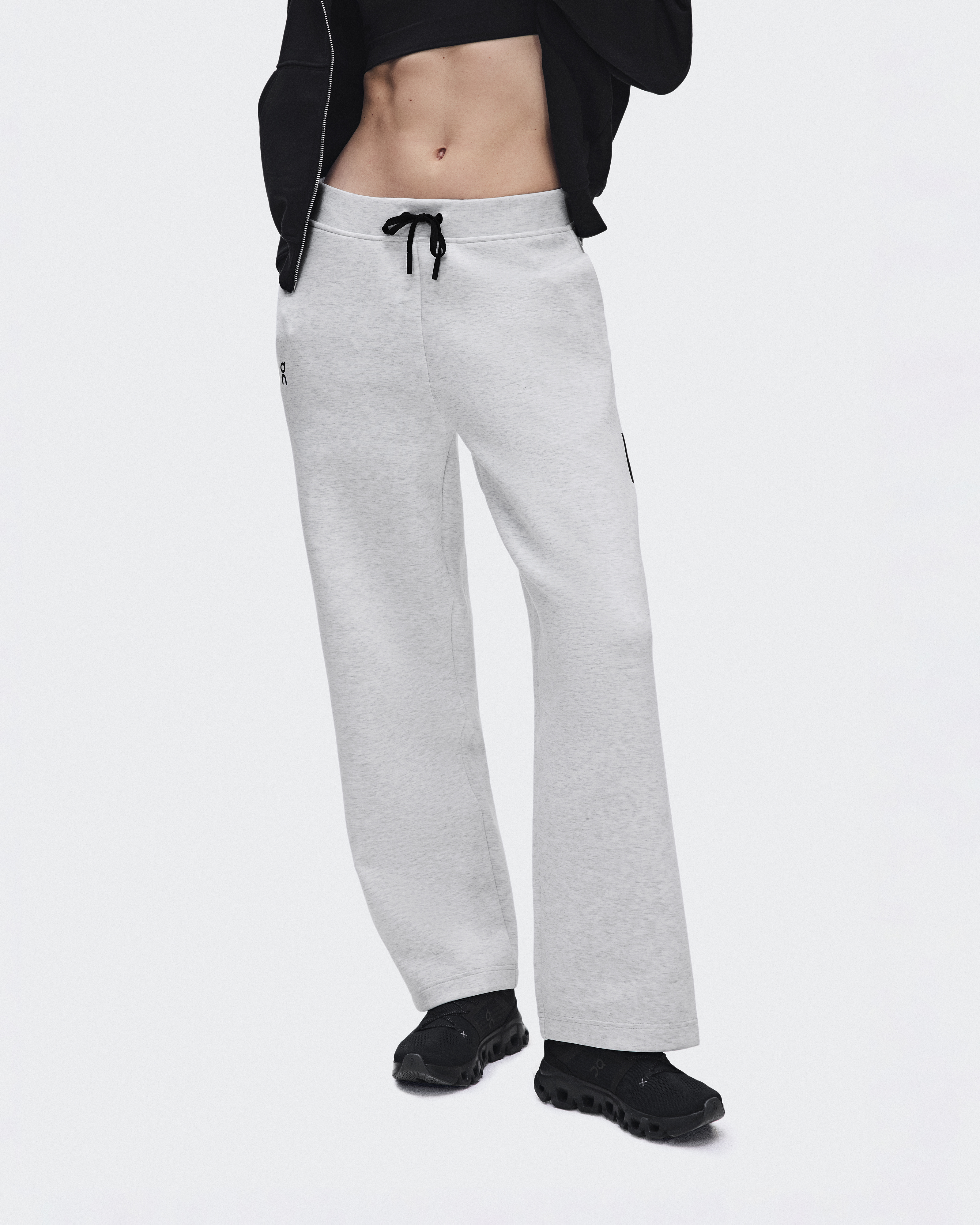 ウィメンズ Focus Tech Sweatpants | Crater | On 日本
