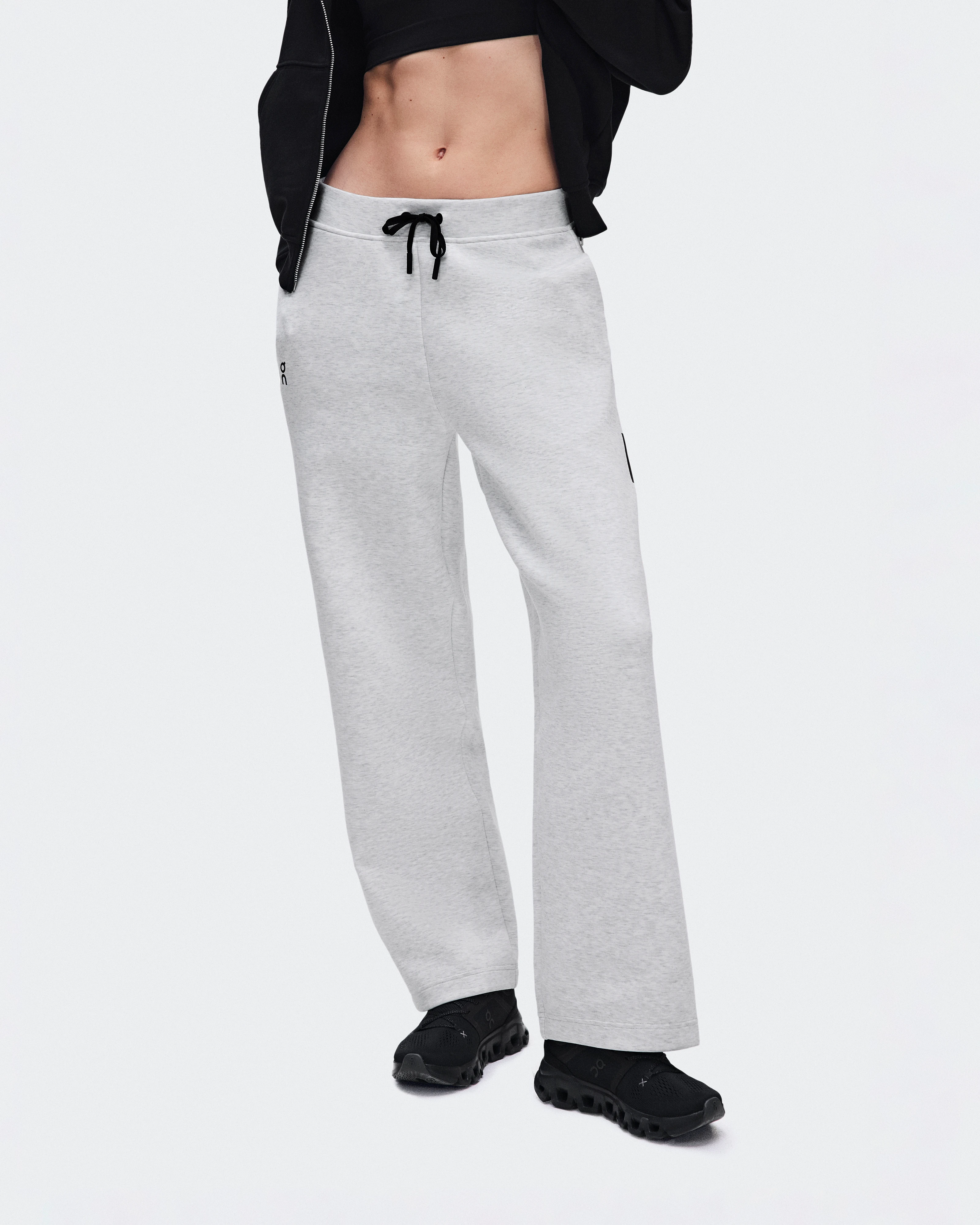 On Focus Tech Sweatpants Crater Women Pants