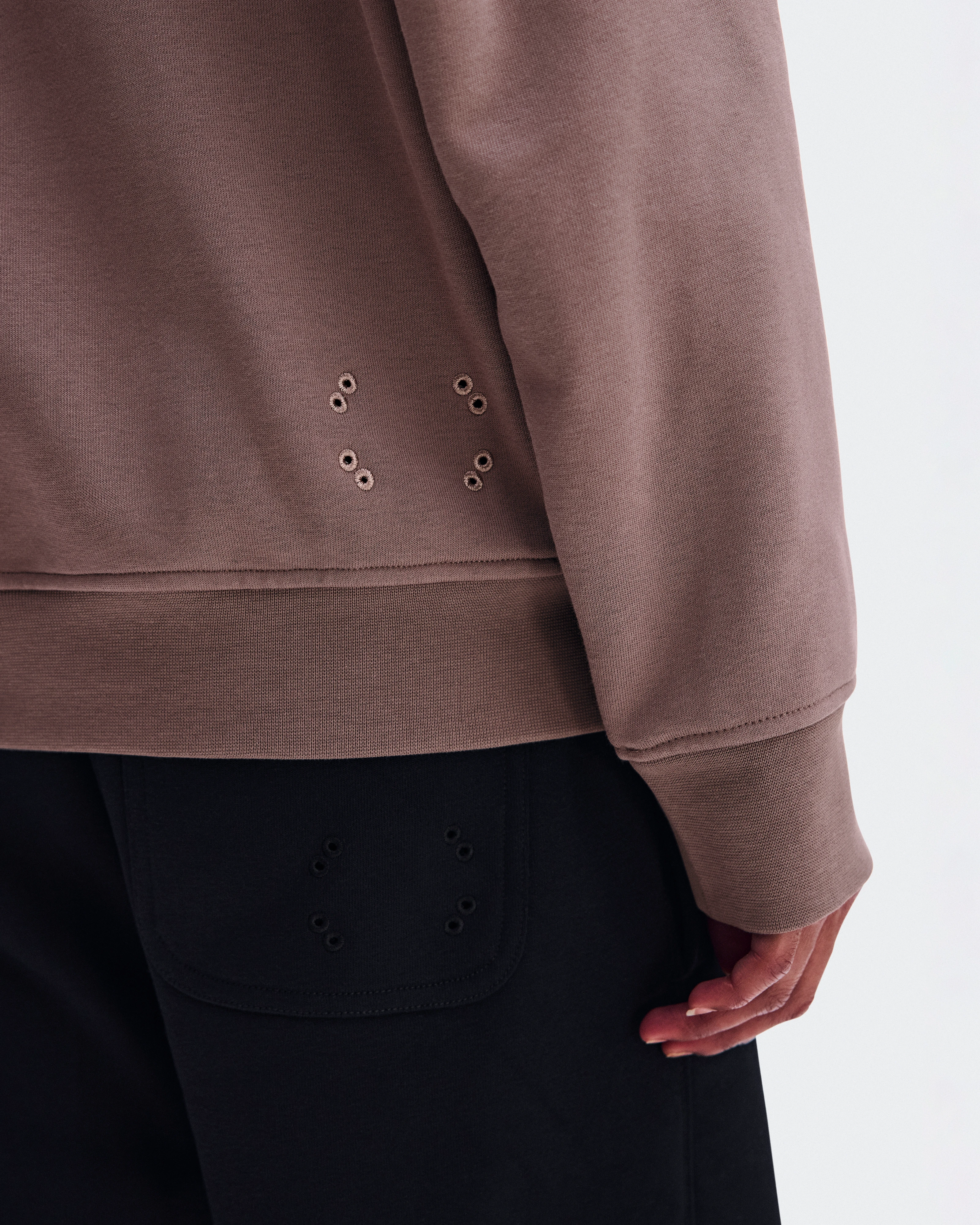On Club Collective 1/4 Zip Clove Women – All-day comfort Hoodies and sweatshirts