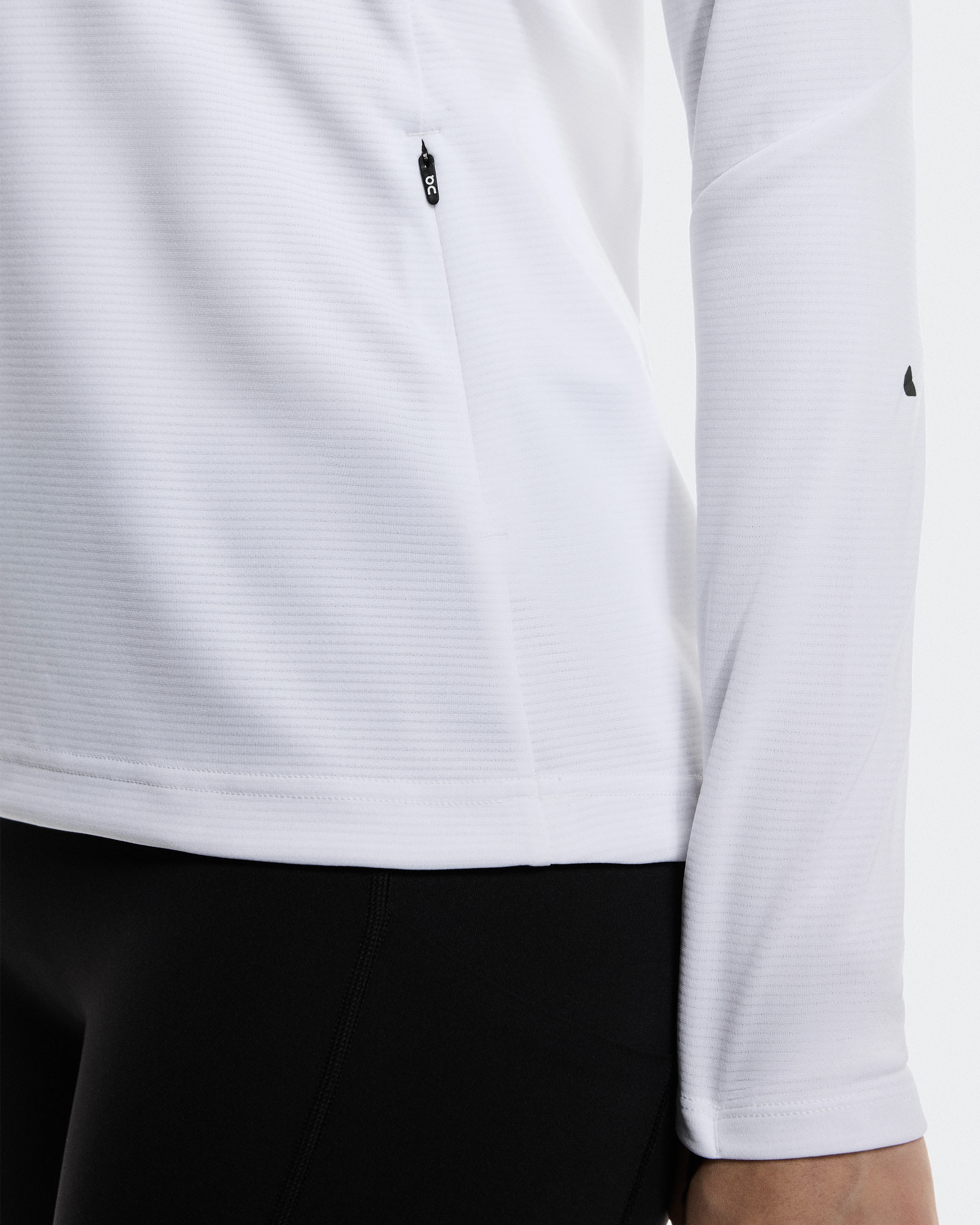 On Climate Shirt White ウィメンズ フーディ＆スウェットシャツ