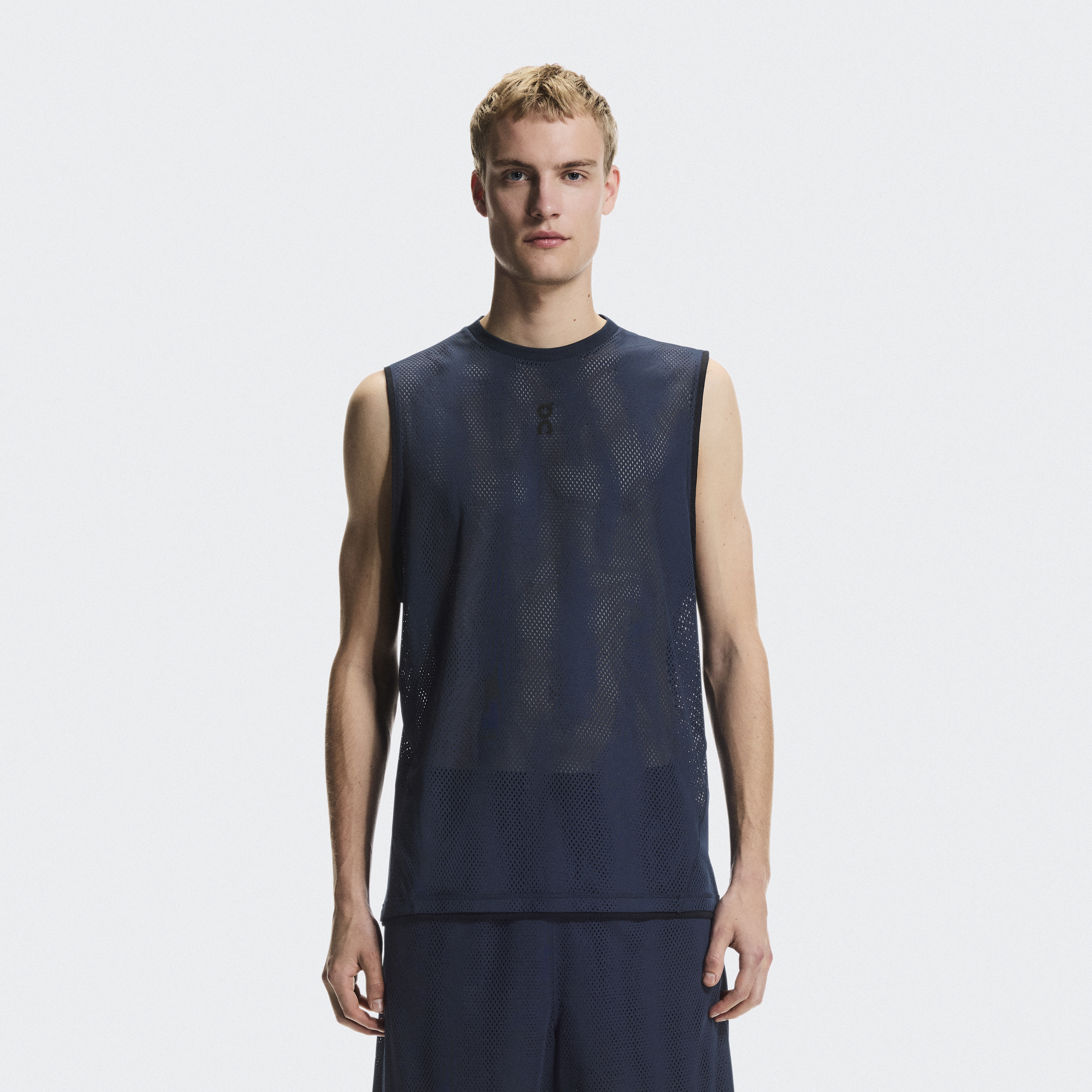 Train Volt Tank Top in Navy