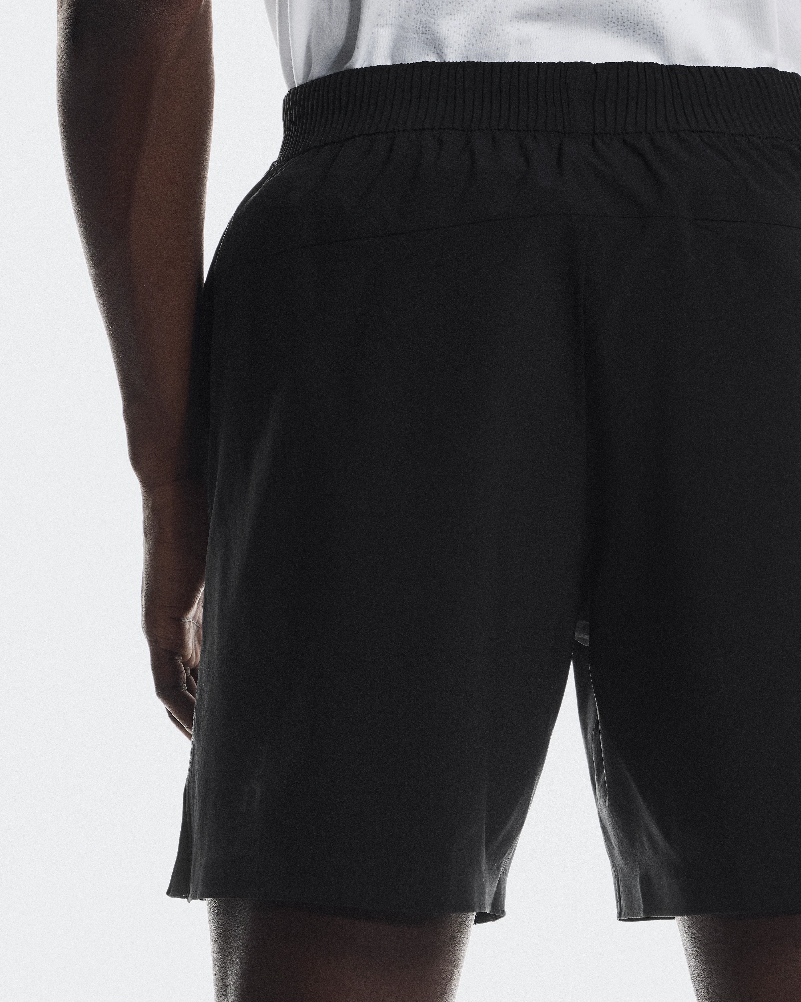 On Focus Shorts Black Men Shorts