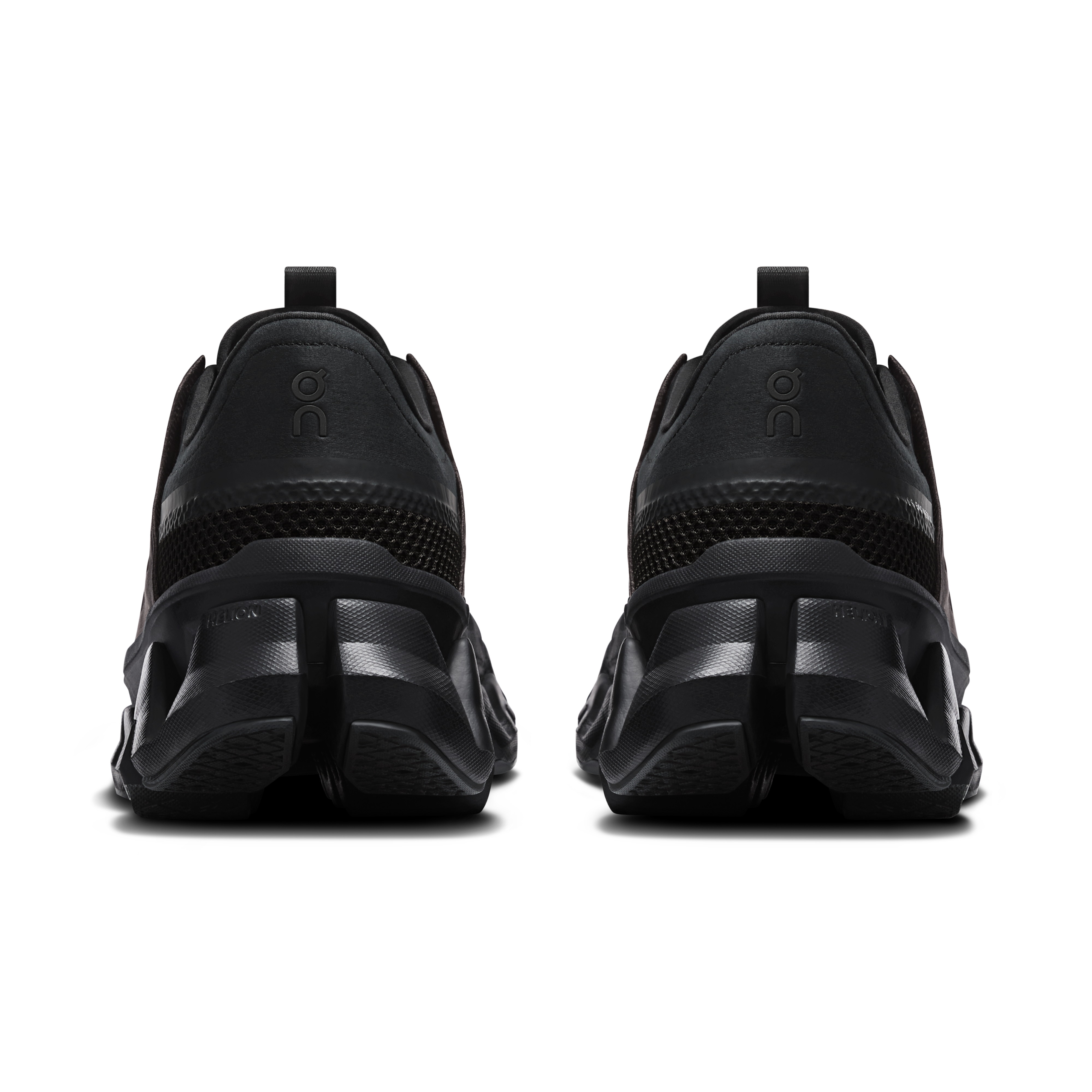 On Cloudswift Amp Black & Black ウィメンズ ロードランニング シューズ