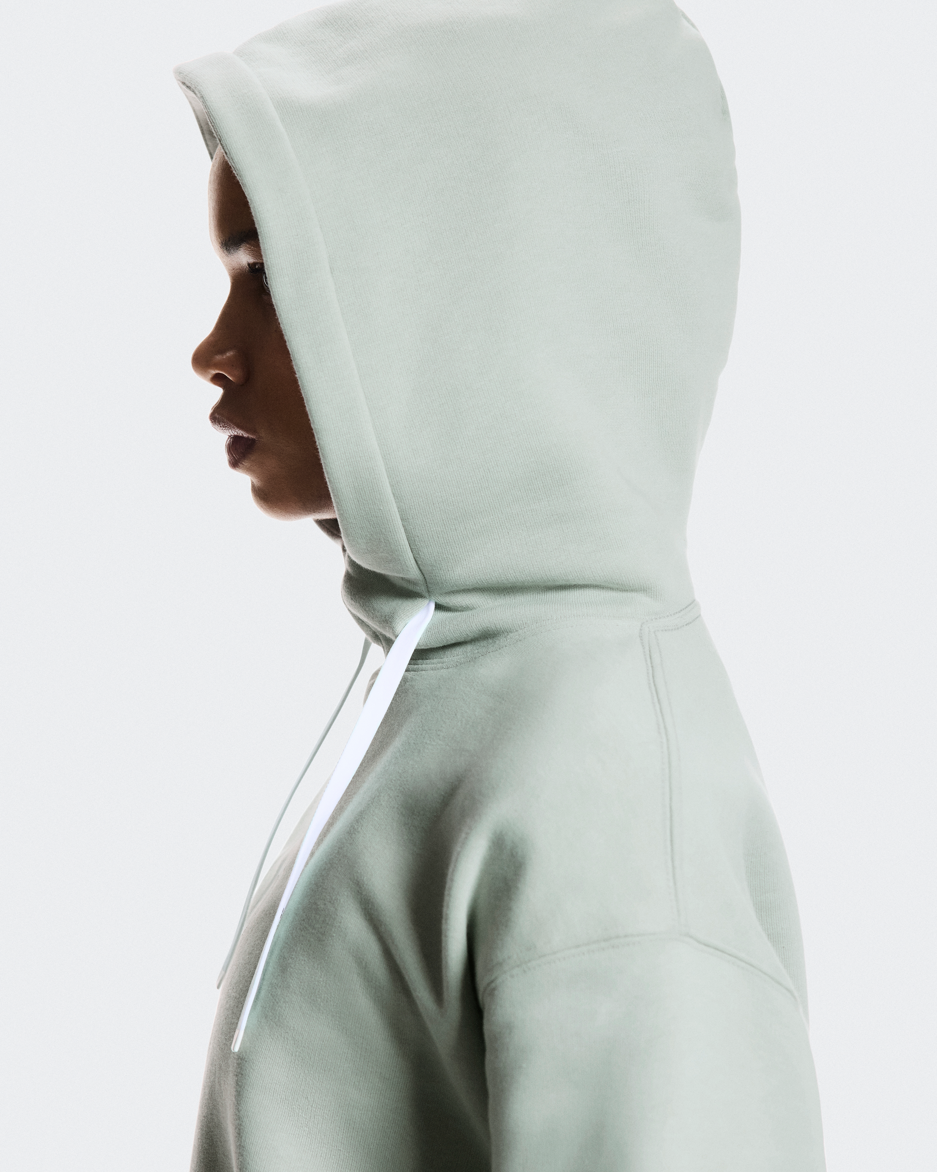 Club Hoodieنحيف / Mineral / L