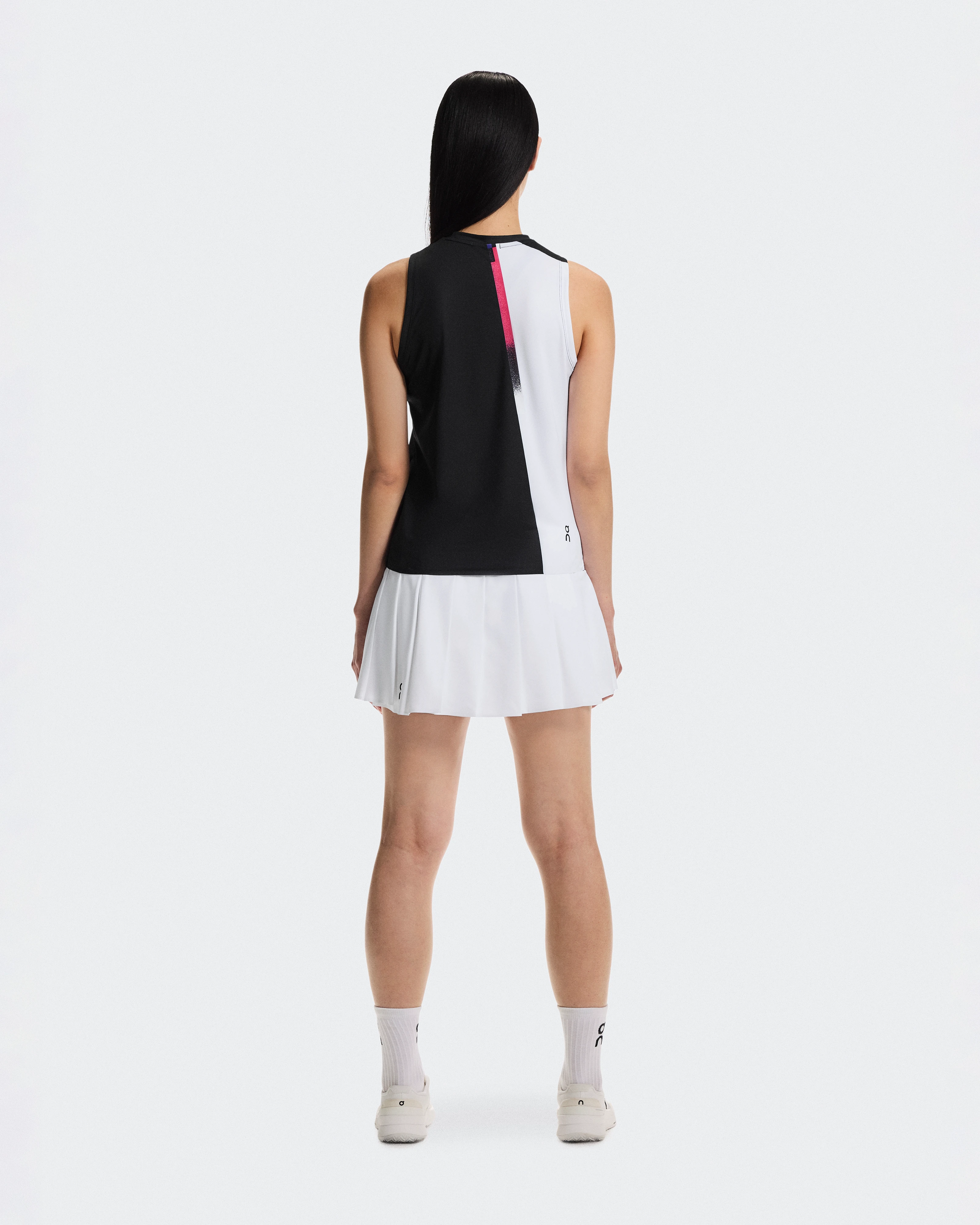 On Court Tank Black & Rock Mujer Camisetas