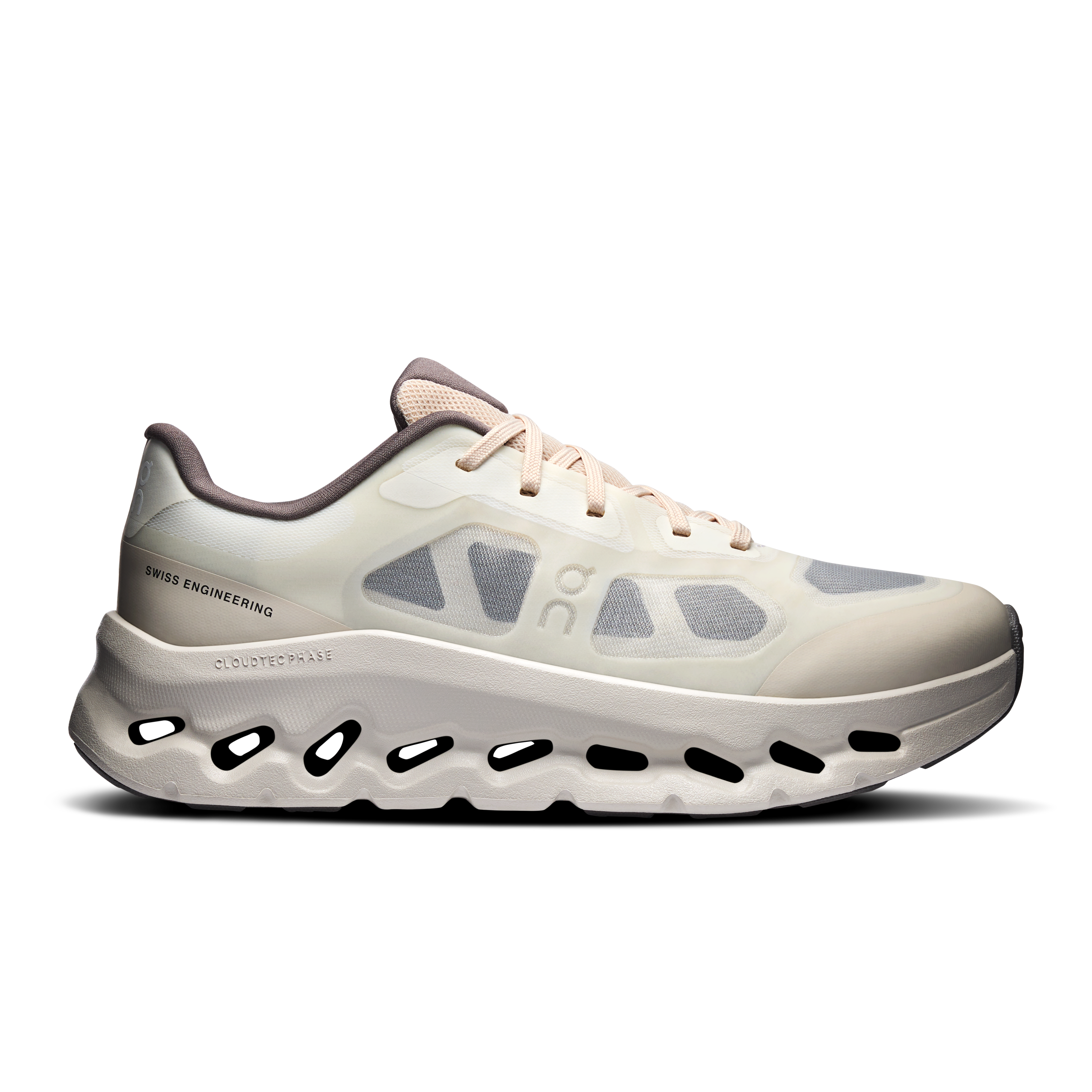 Cloudtilt Remix Lifestyle Shoe in Silver/Ivory