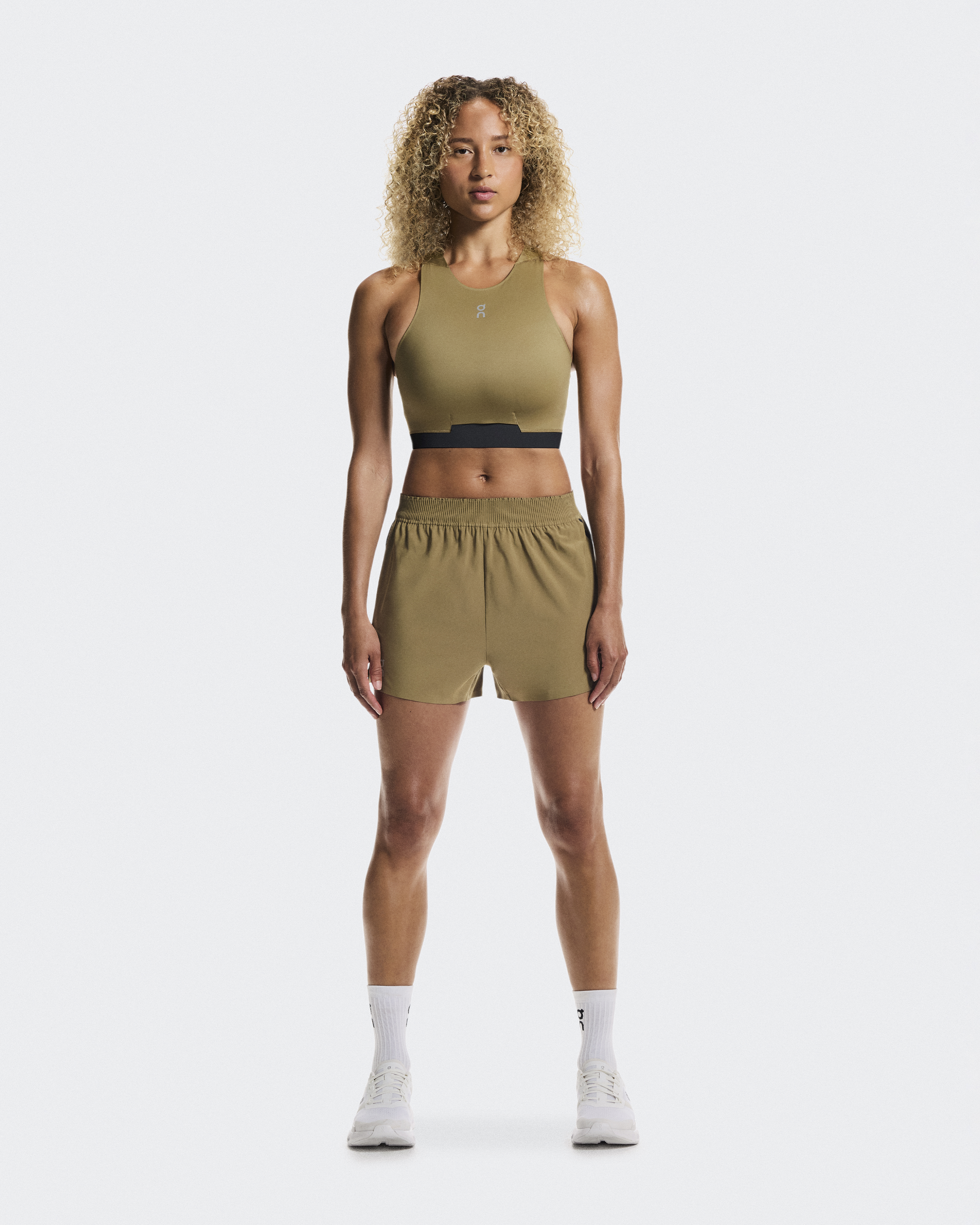 Train 2-in-1 Crop Shirt in Nutmeg