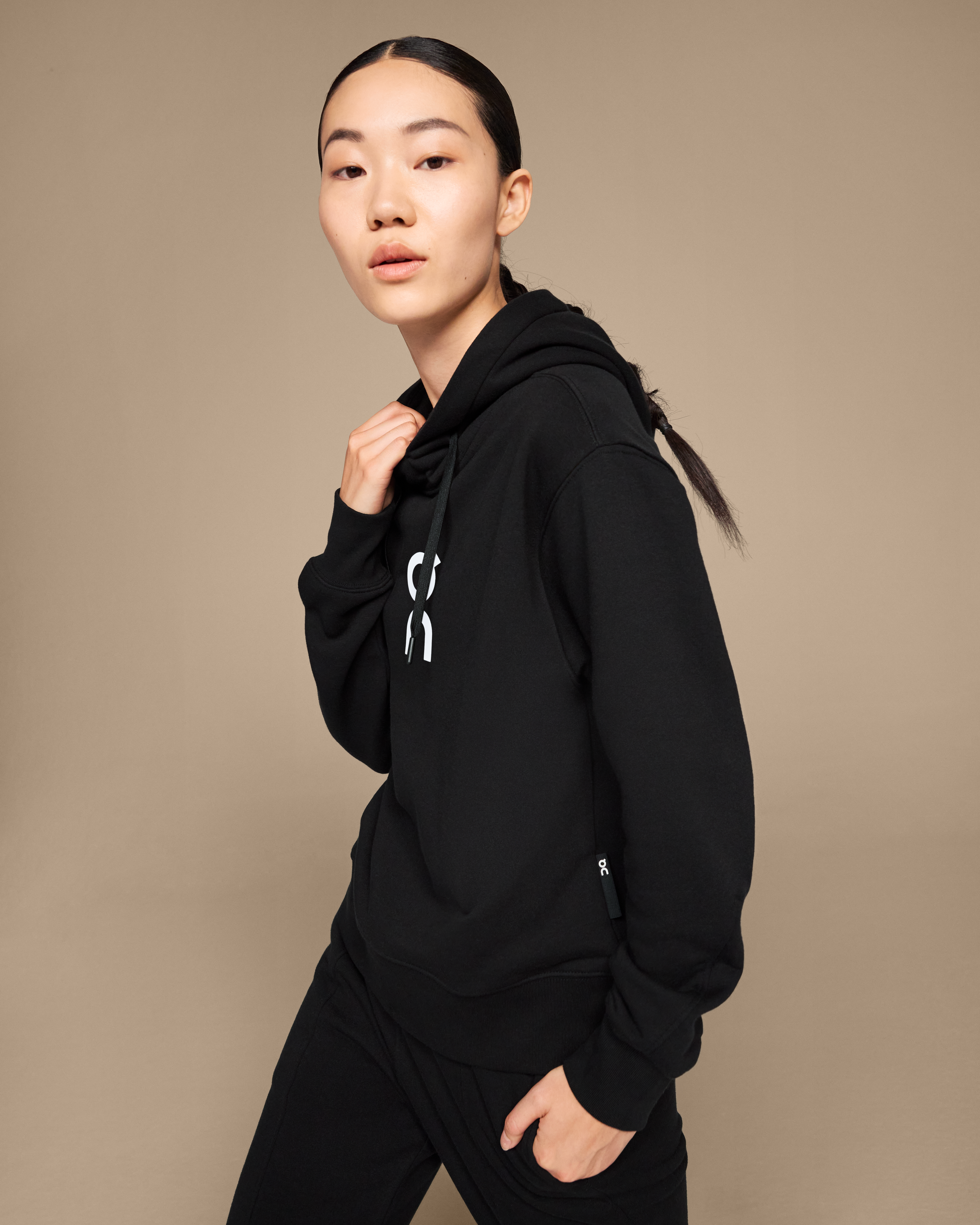 Club HoodieWomen / Black / L