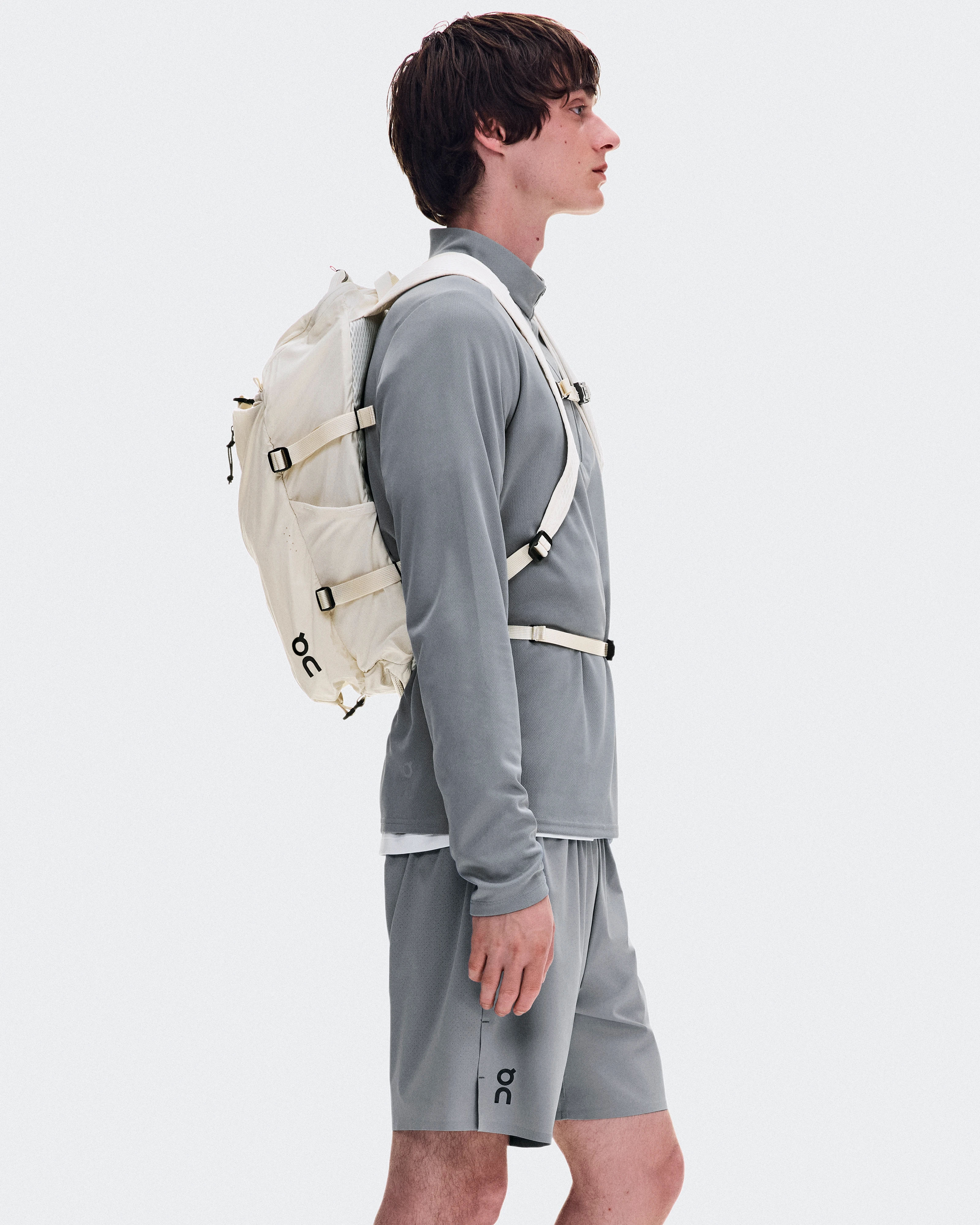 On Speed Pack 18L Lite Cream Unisex Bags