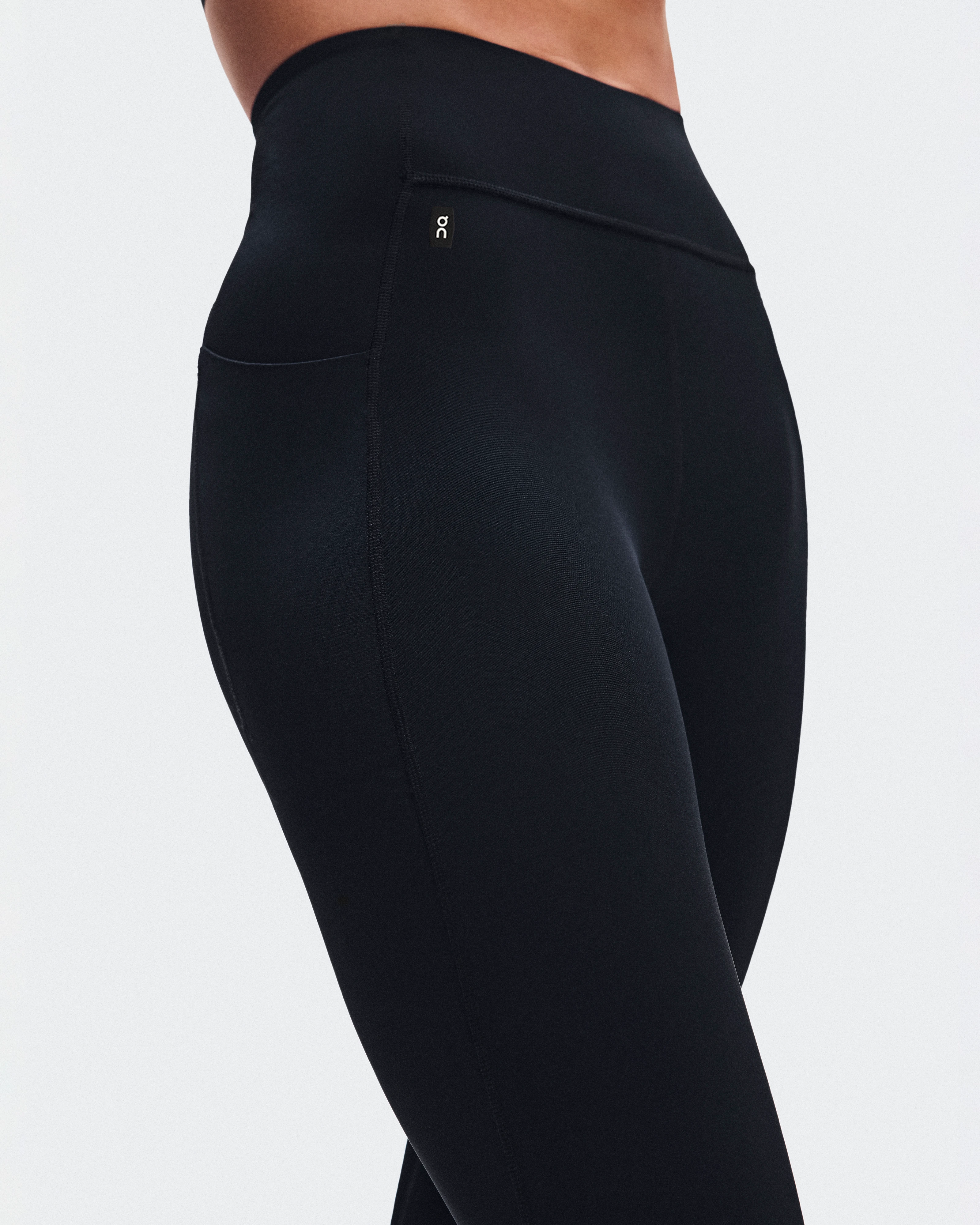 On Train Tights 7/8 Black Women – High-intensity training Tights