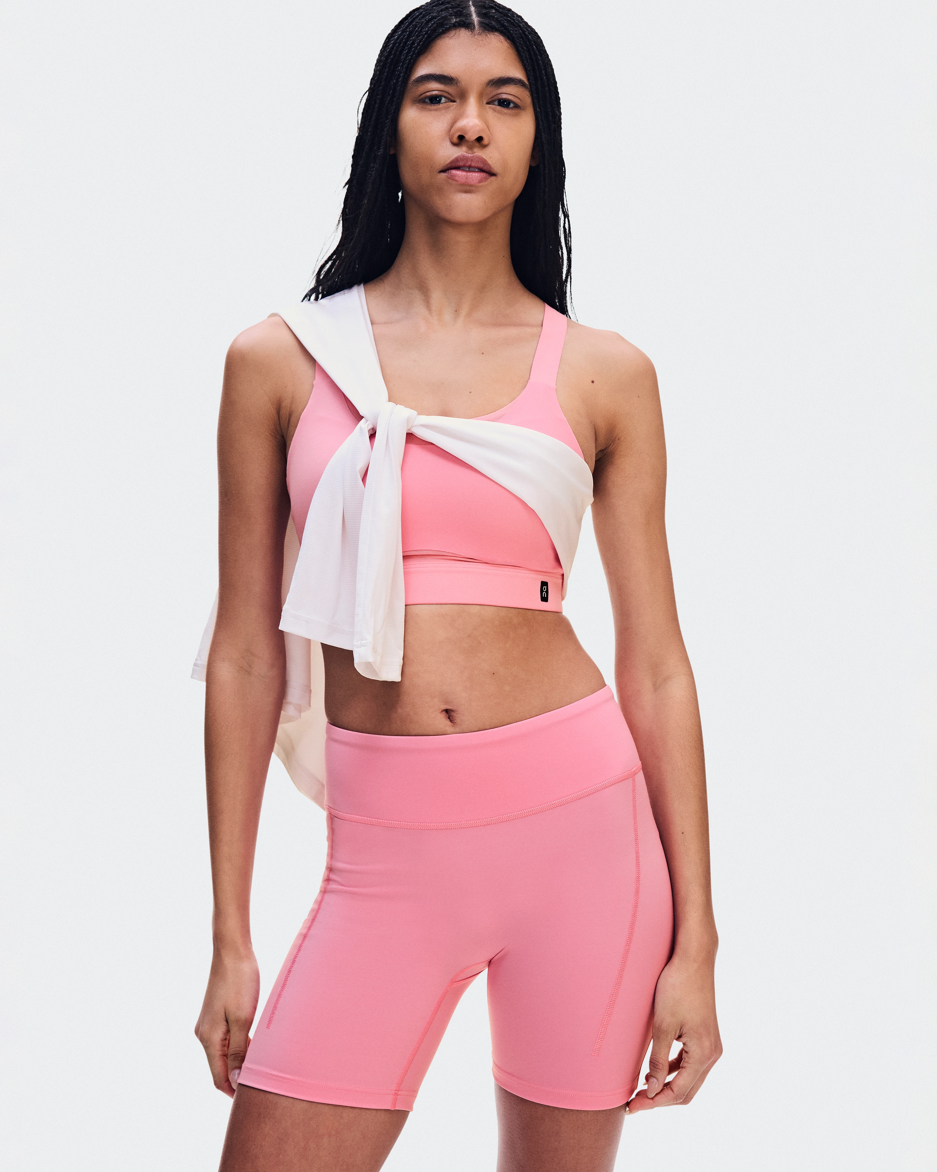 On Performance Tights Short Magnolia Women Tights
