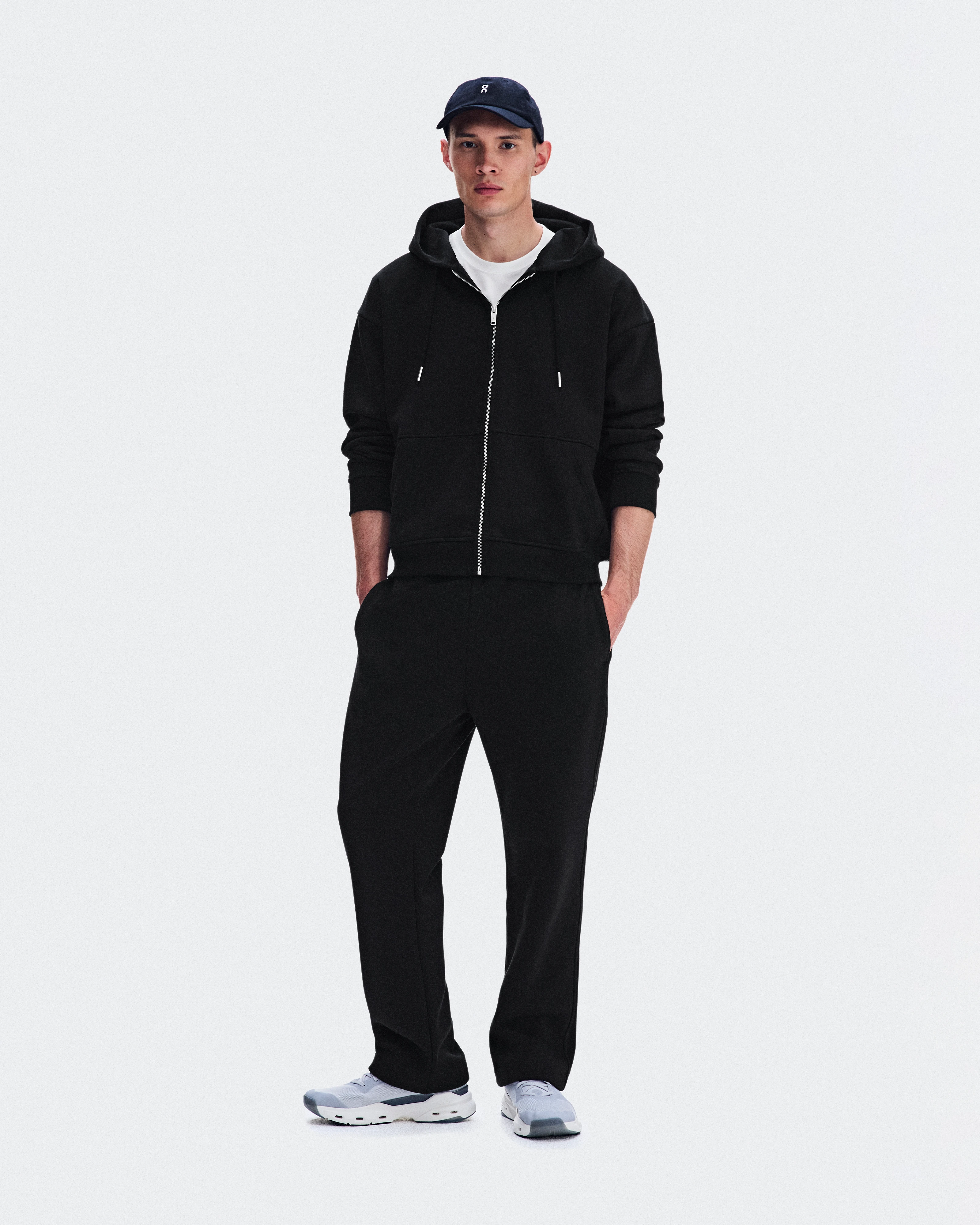 On Club Collective Full Zip Runner Black Men Hoodies and sweatshirts