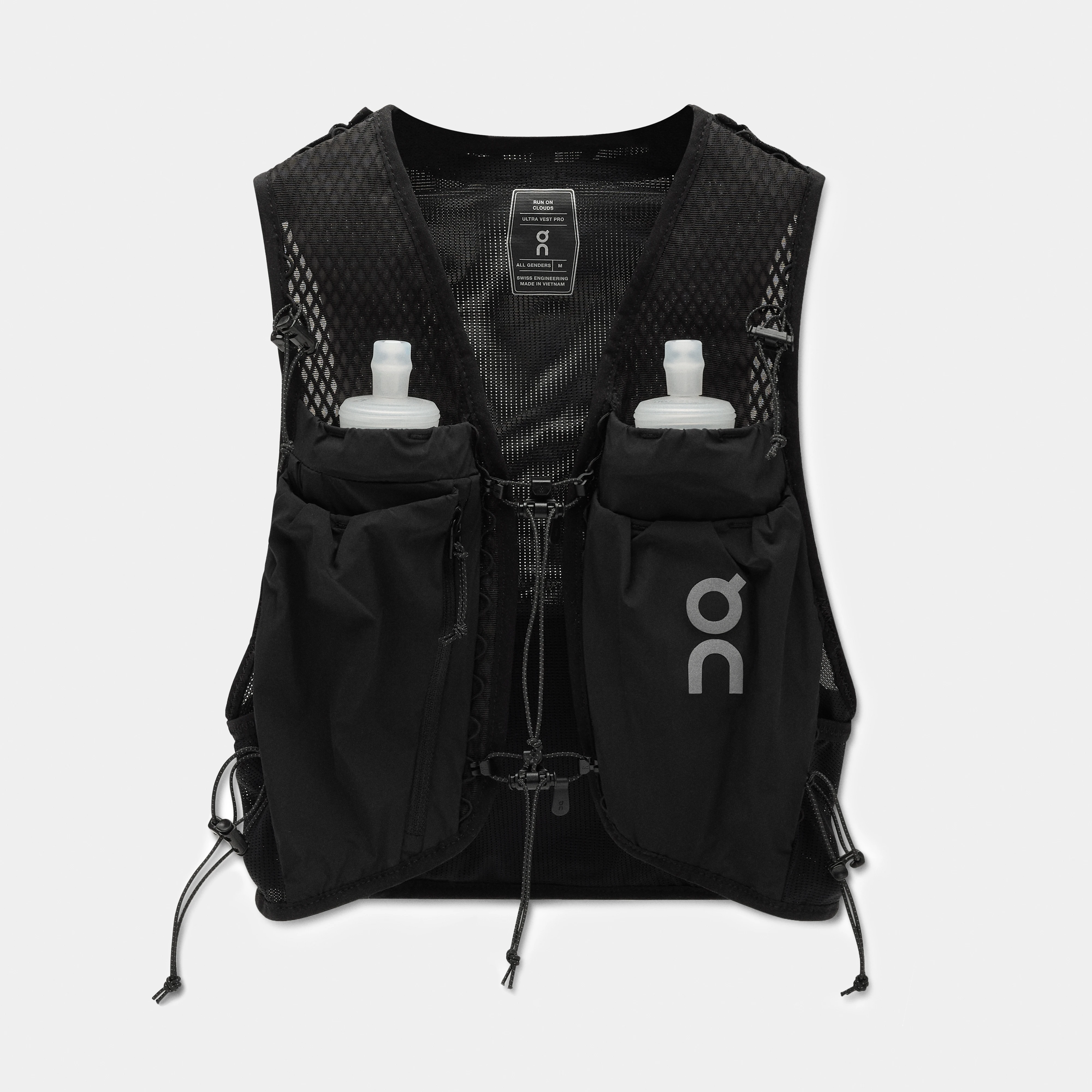 On Ultra Vest Pro Black Unisex Unisex – Trail running, two soft flasks, updated fit Vests