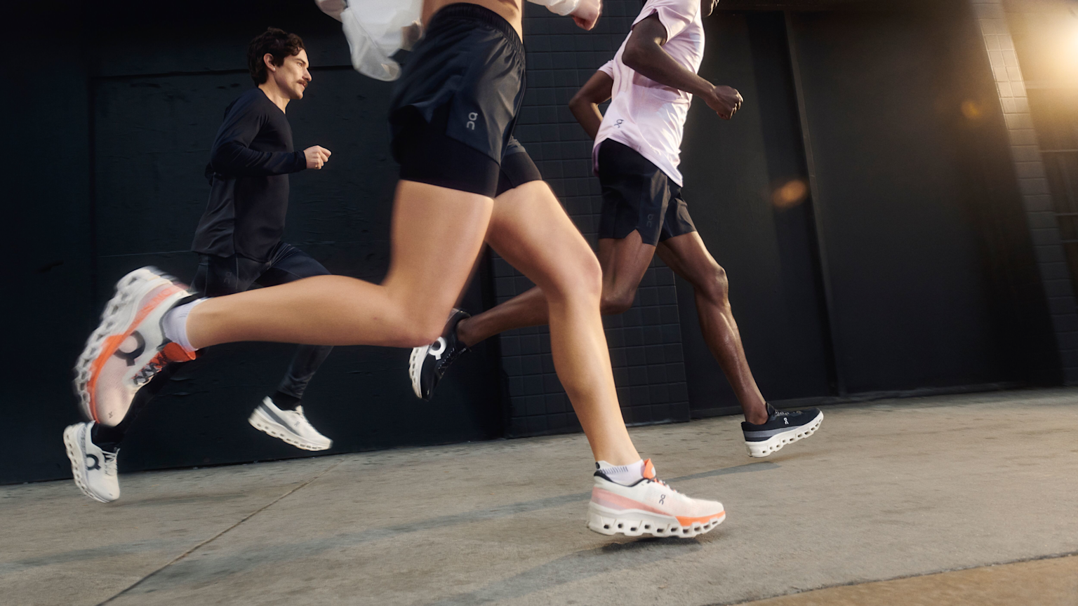 Un Running On | Swiss Performance Running Shoes & Clothing | On United States