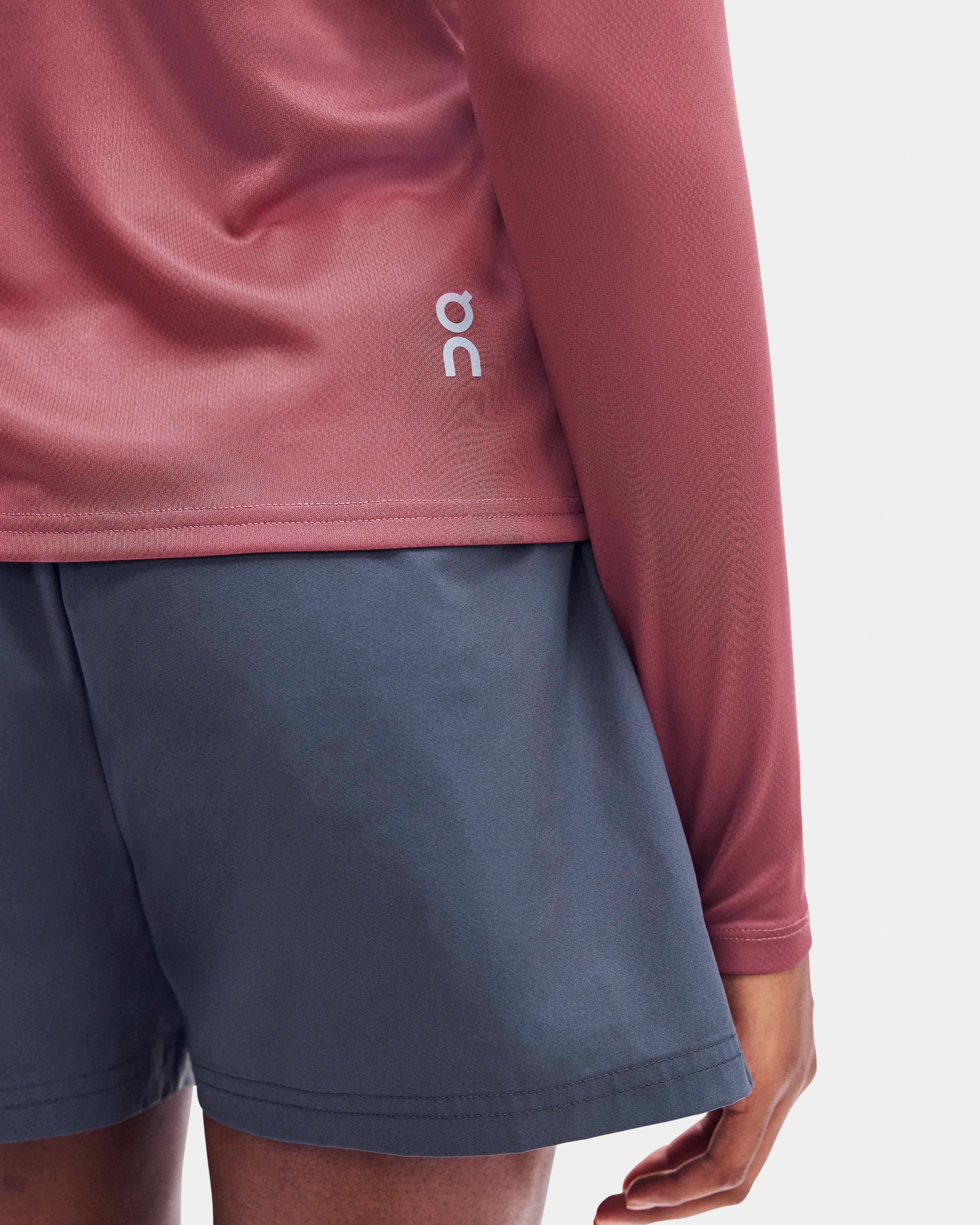 On Core 1/4 Zip Barberry Women – Daily running, cool weather running Jackets
