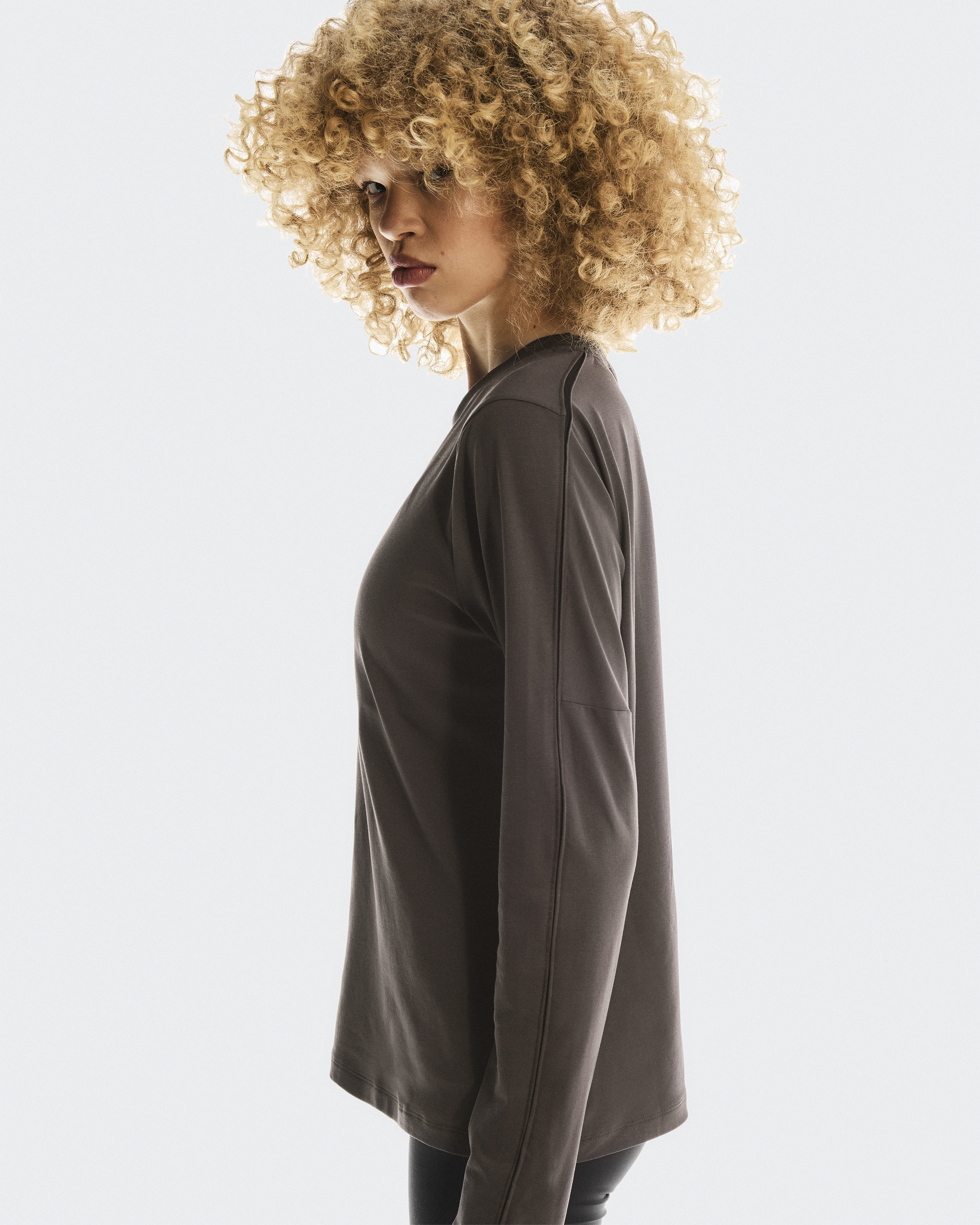 Women's Focus Long-T | Brown | On United States