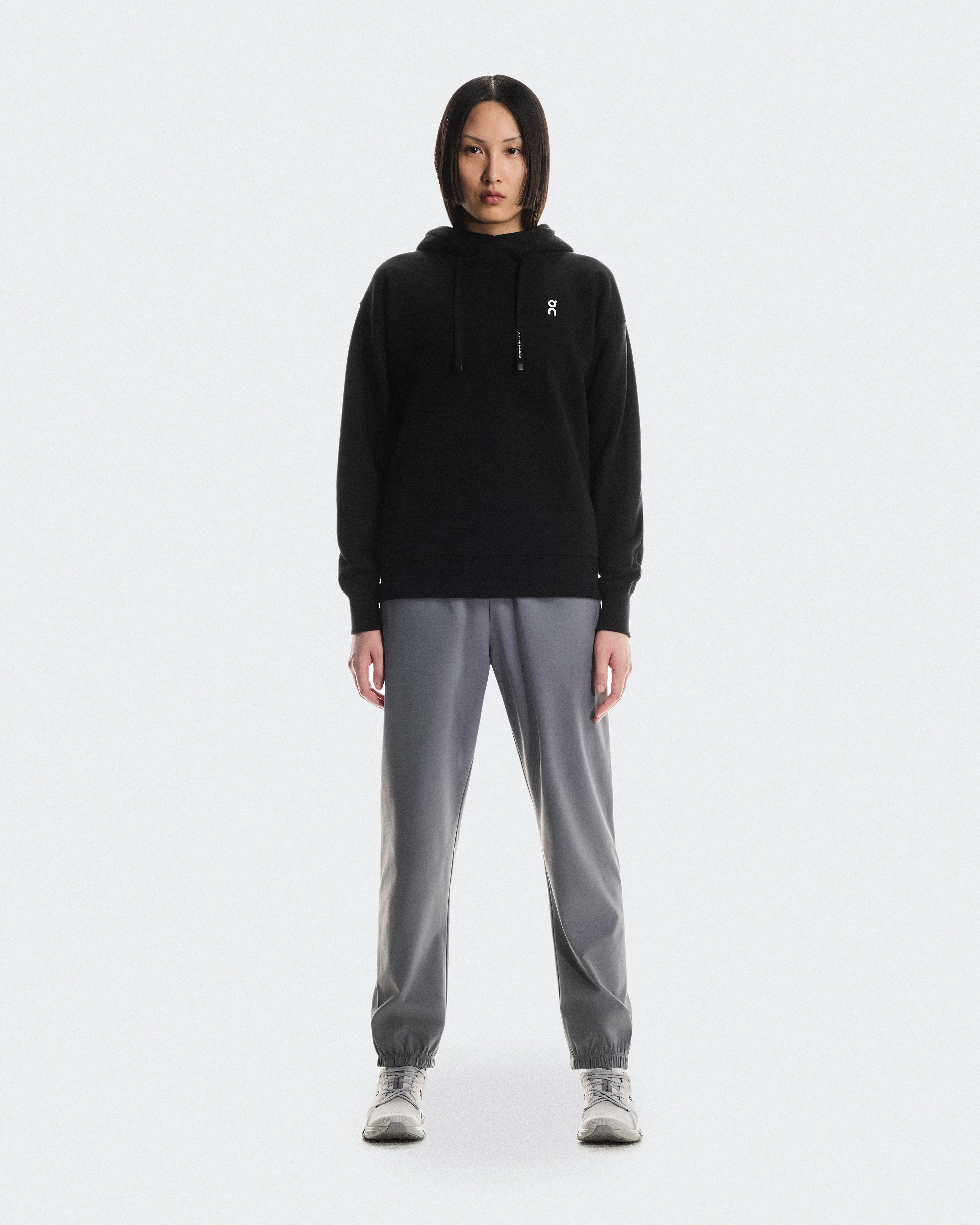 On Club Hoodie Graphic Black & Olive ウィメンズ フーディ＆スウェットシャツ
