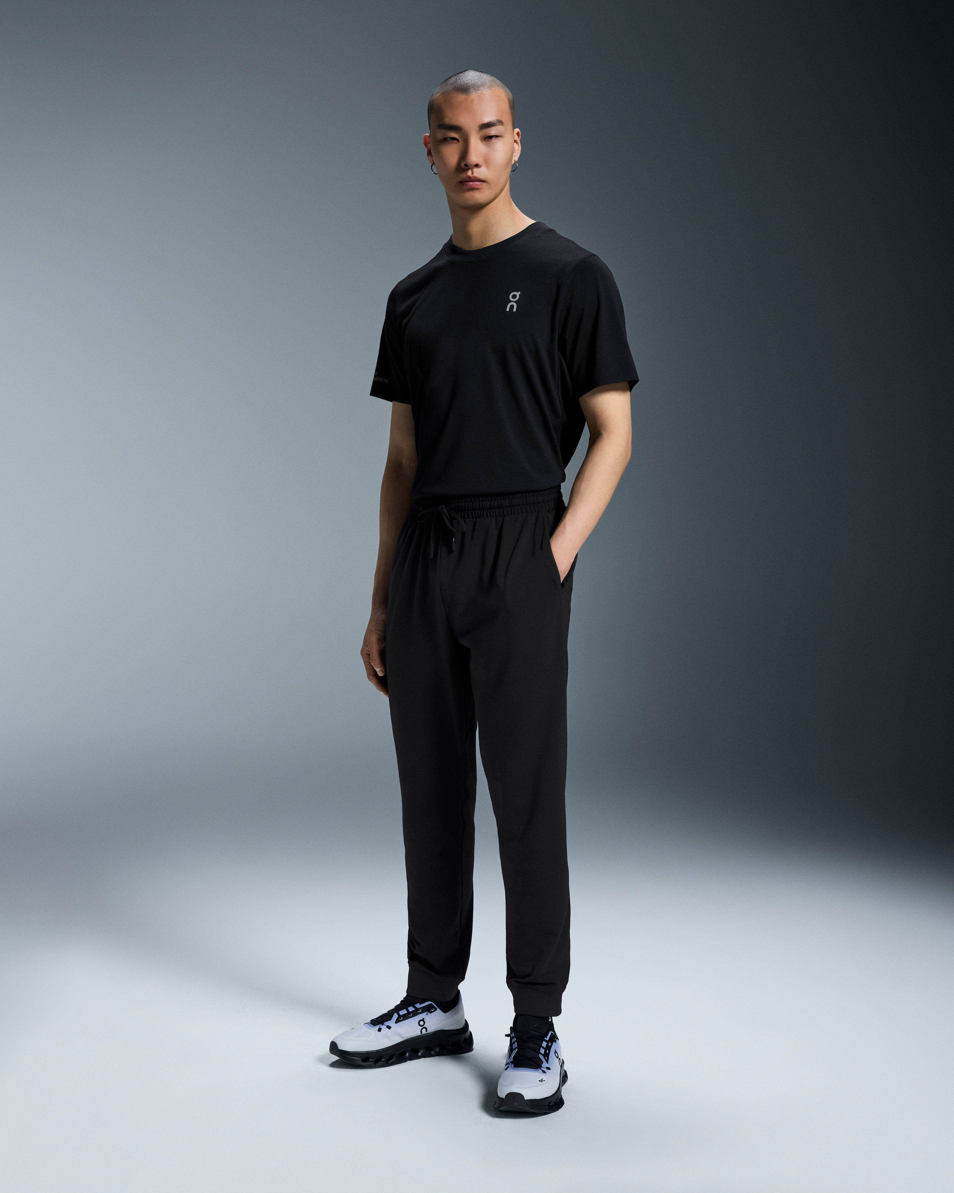 Studio JoggersMen / Black / L