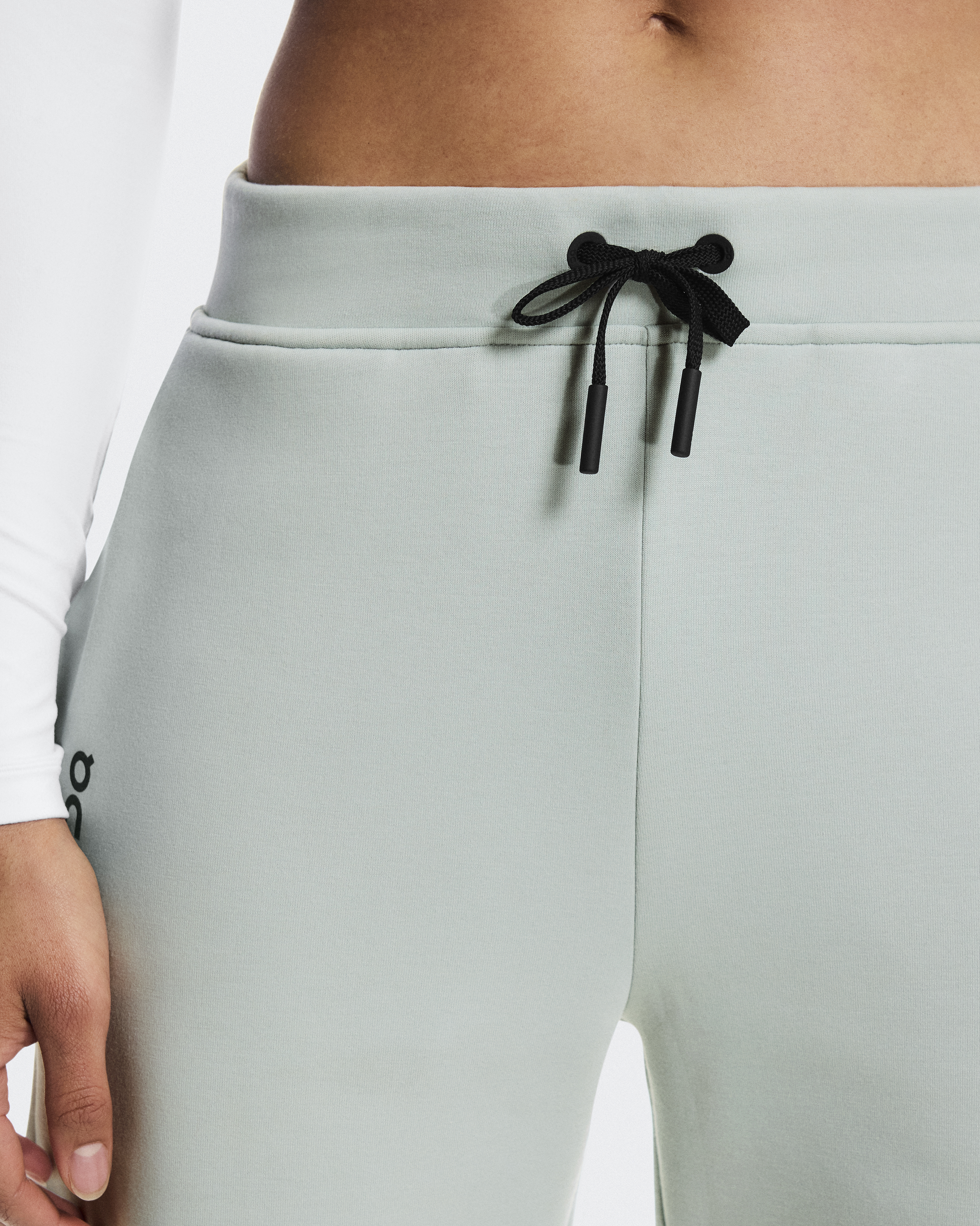 Focus Tech Sweatpants: Women's Versatile Sweatpants | On | On