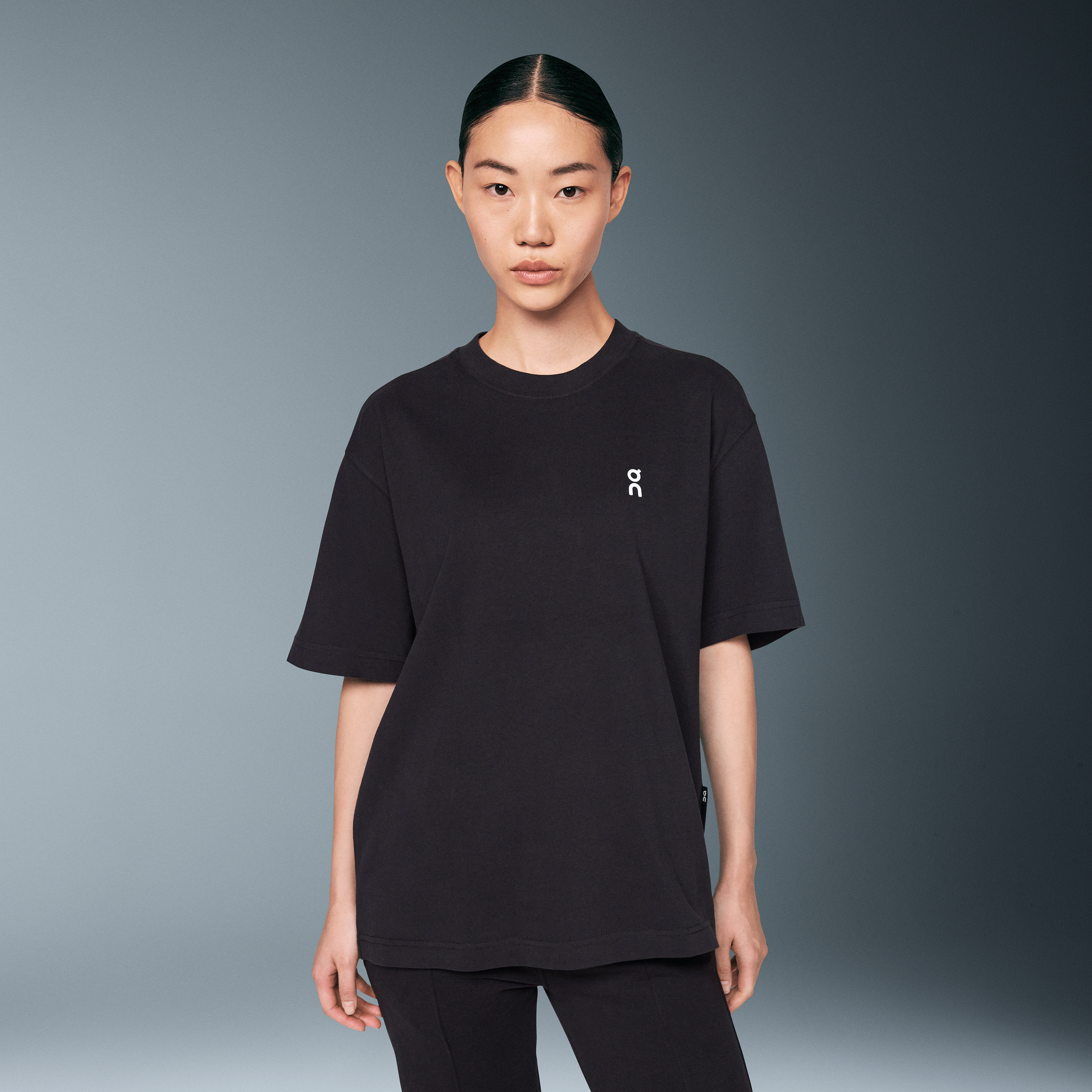 Club T Short-Sleeve Shirt in Black